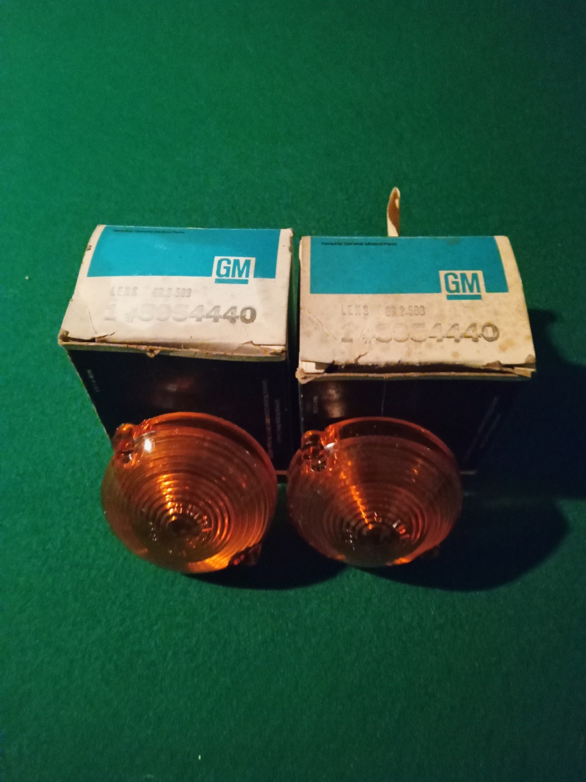 1963-1967 Chevrolet Corvette Parking Lamp / Turn Signal Lens New Old Stock NOS 1963-1967 Chevrolet Corvette Parking Lamp / Turn Signal Lens New Old Stock NOS