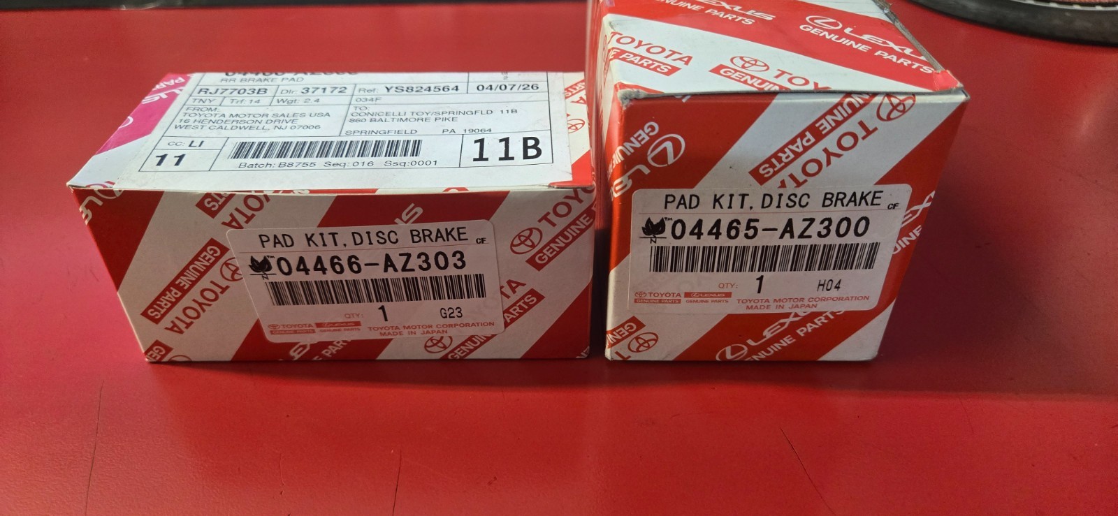 03-24 4RUNNER FRONT & REAR GENUINE TOYOTA BRAKE PAD SET 04465-AZ300 04466-AZ303 03-24 4RUNNER FRONT & REAR GENUINE TOYOTA BRAKE PAD SET 04465-AZ300 04466-AZ303