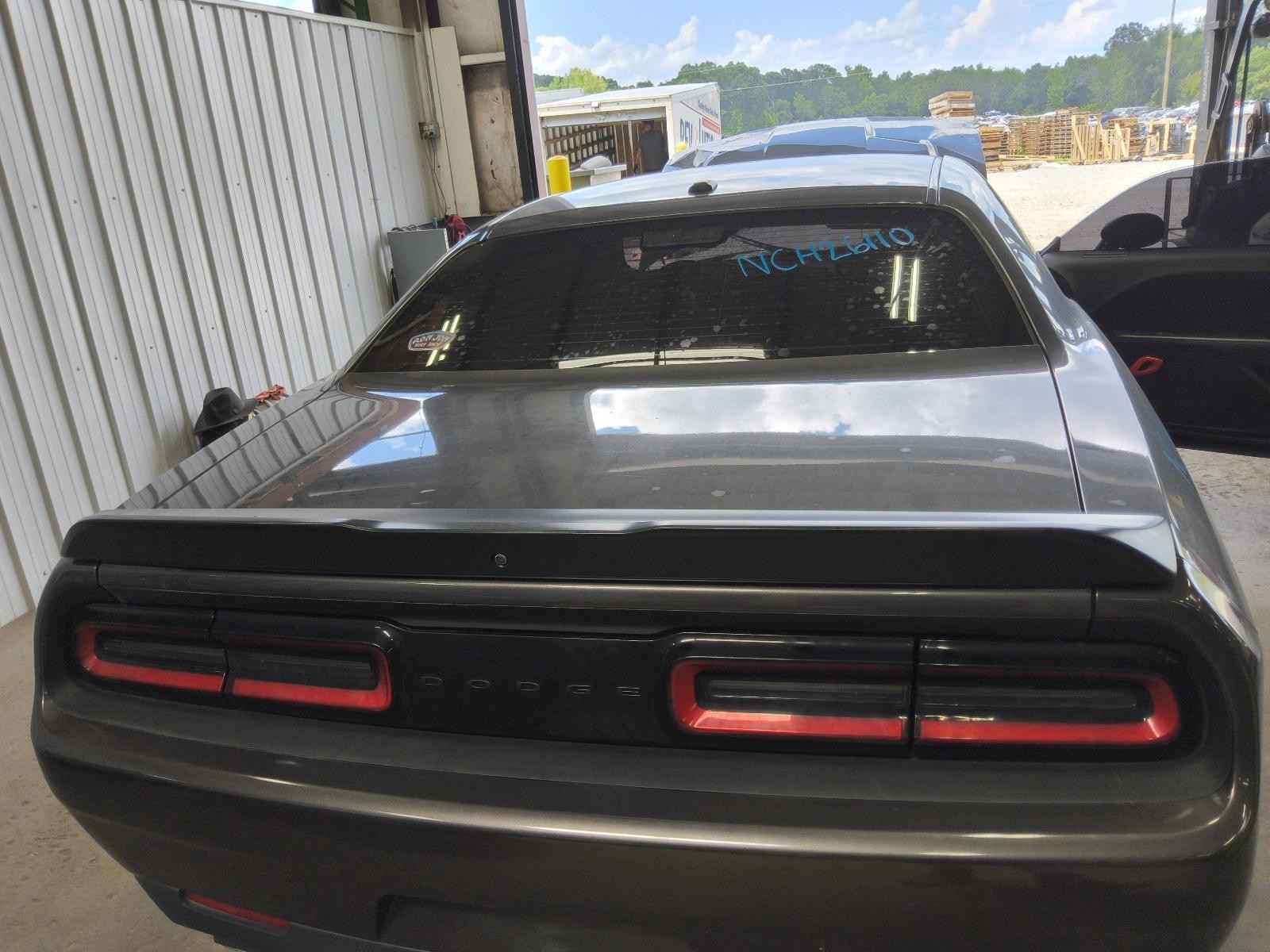 Used Deck Lid fits: 2022 Dodge Challenger w/spoiler w/notched spoiler satin blac