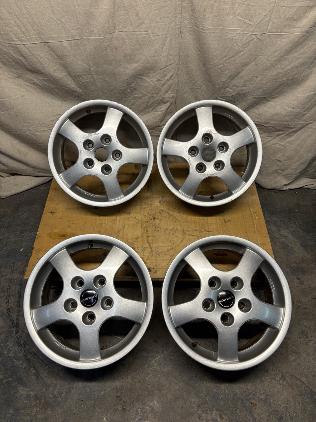 Borbet Type CB Wheels 5x120 BMW 15x7j ET35 E36 E34 E46 E28 E24 SET OF 4 Rims Borbet Type CB Wheels 5x120 BMW 15x7j ET35 E36 E34 E46 E28 E24 SET OF 4 Rims
