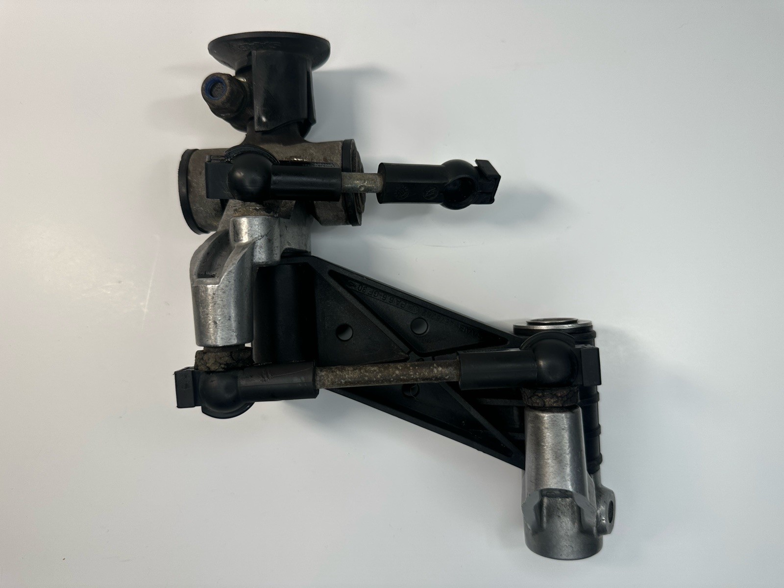 SAAB 9-5 95 1999-2004 Shift Linkage Manual Transmission Shifter 4578282 5164108 
