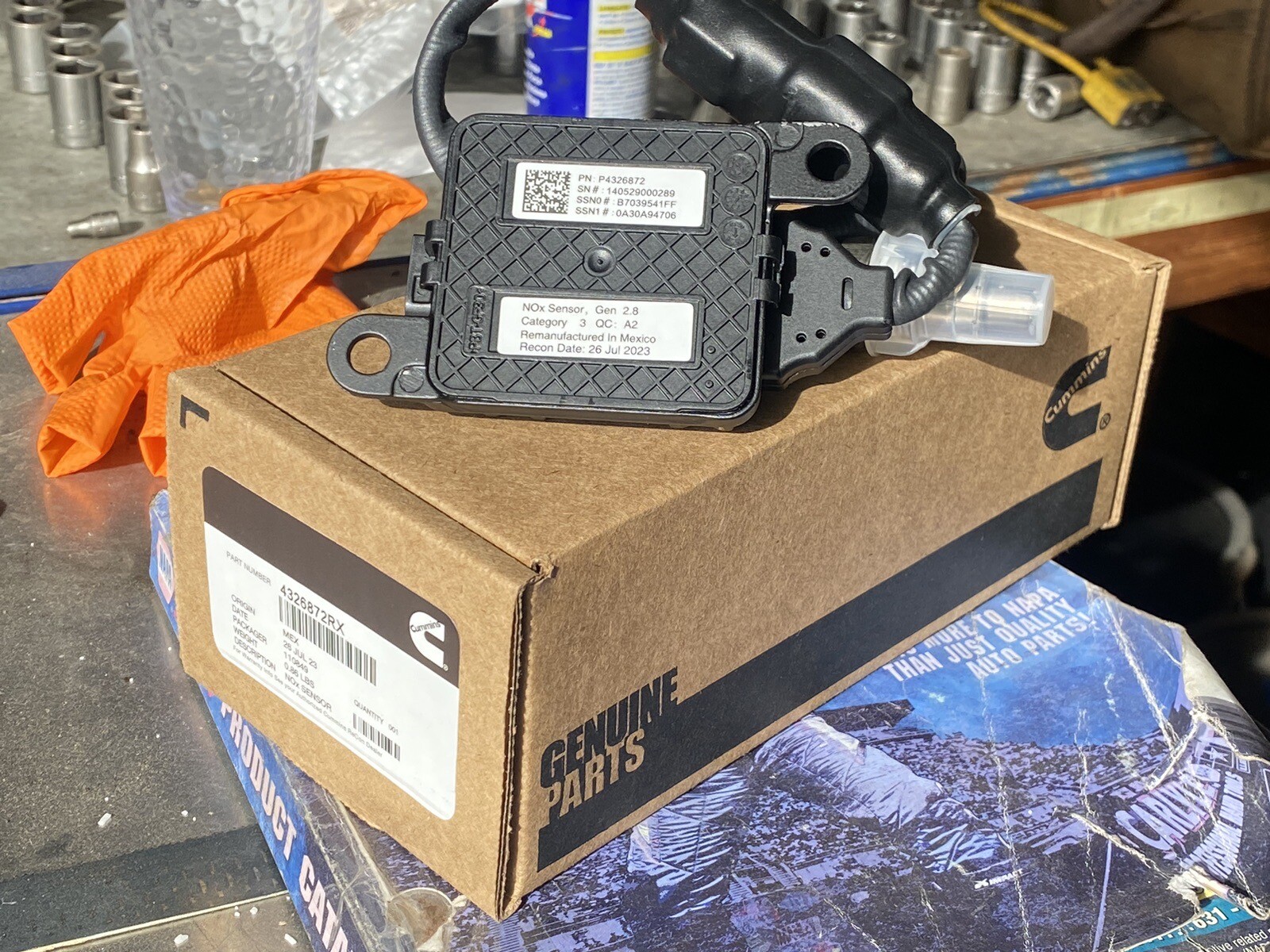 Genuine Cummins NOx Sensor 4326872RX for 15 liter ISX/QSX Cummins engines Genuine Cummins NOx Sensor 4326872RX for 15 liter ISX/QSX Cummins engines