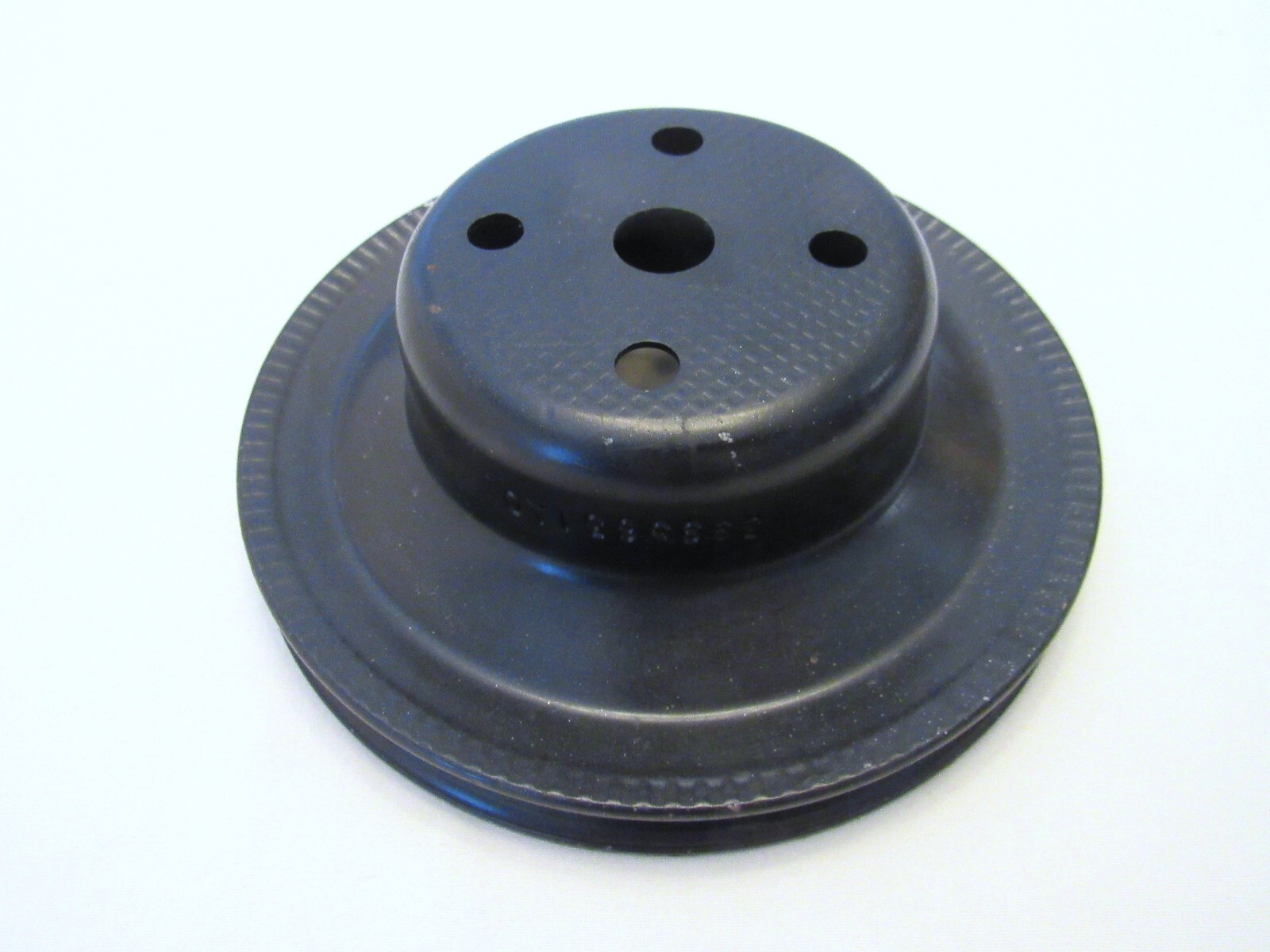 NOS 1971-78 Chevy Chevelle Nova Camaro 307 305 350 Water Pump Pulley GM 3995631