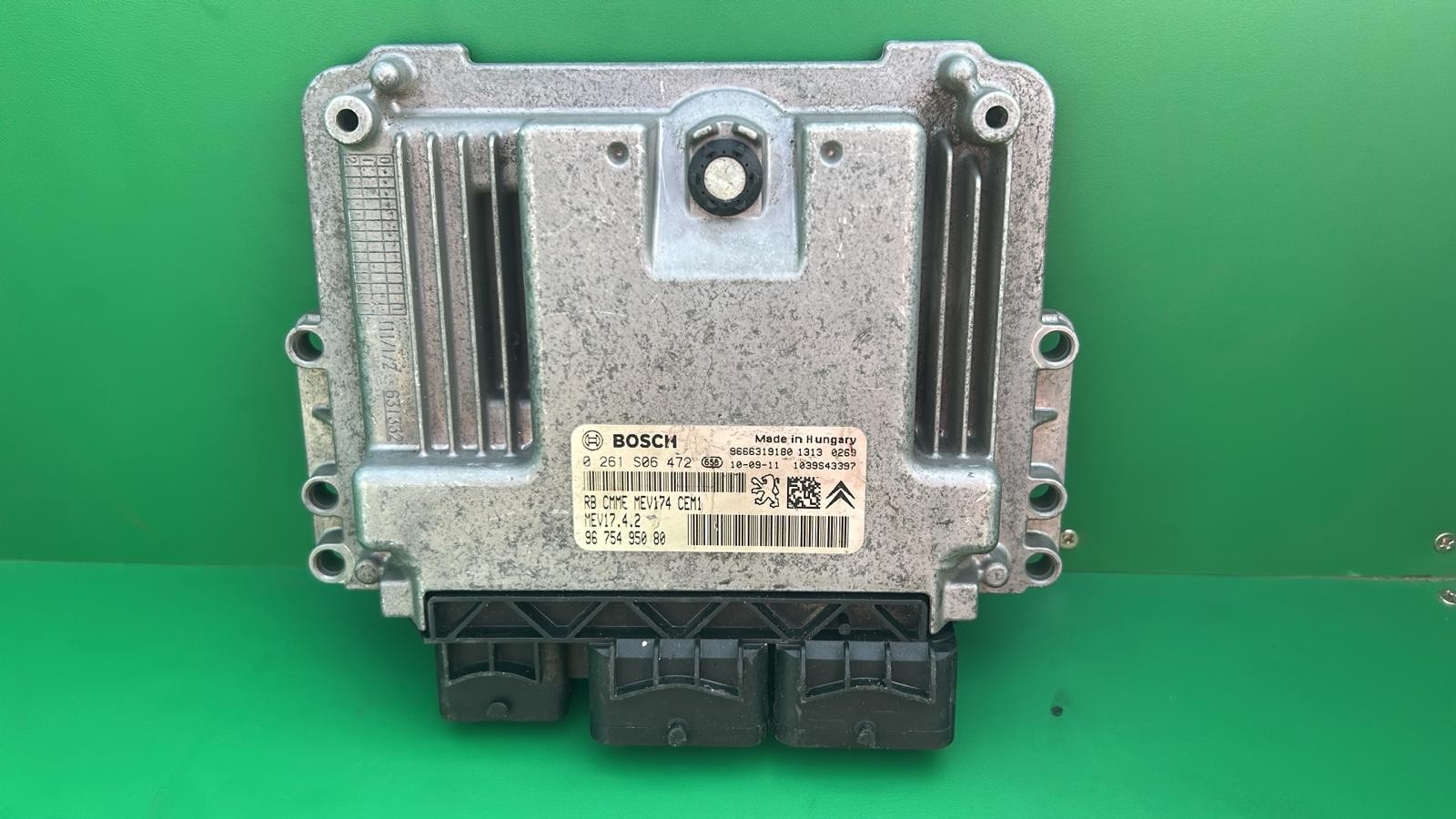 Peugeot 907 Citroen C3 Engine Control MODULE Unit ECU ECM 0261S06472 9675495080