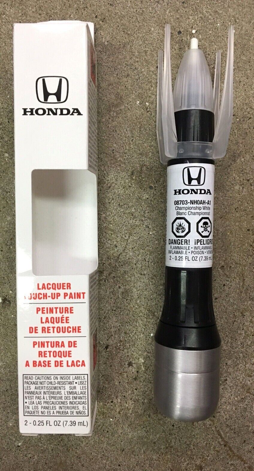Brand New Honda Championship White Touch Up Paint Pen 08703-NH0AH-A1 Genuine Brand New Honda Championship White Touch Up Paint Pen 08703-NH0AH-A1 Genuine