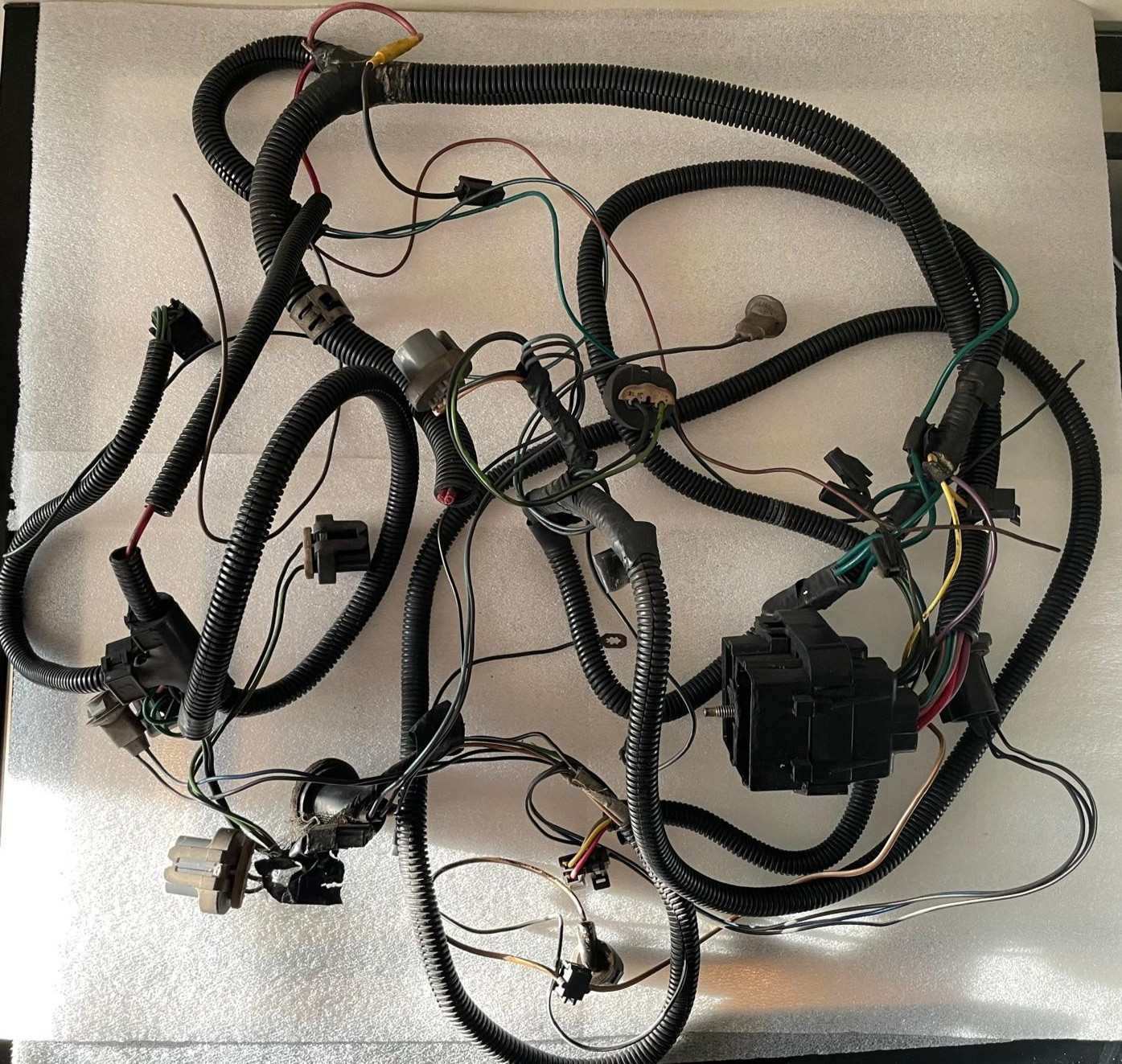 81-86 Oldsmobile Cutlass Supreme Headlight Harness 81-86 Oldsmobile Cutlass Supreme Headlight Harness