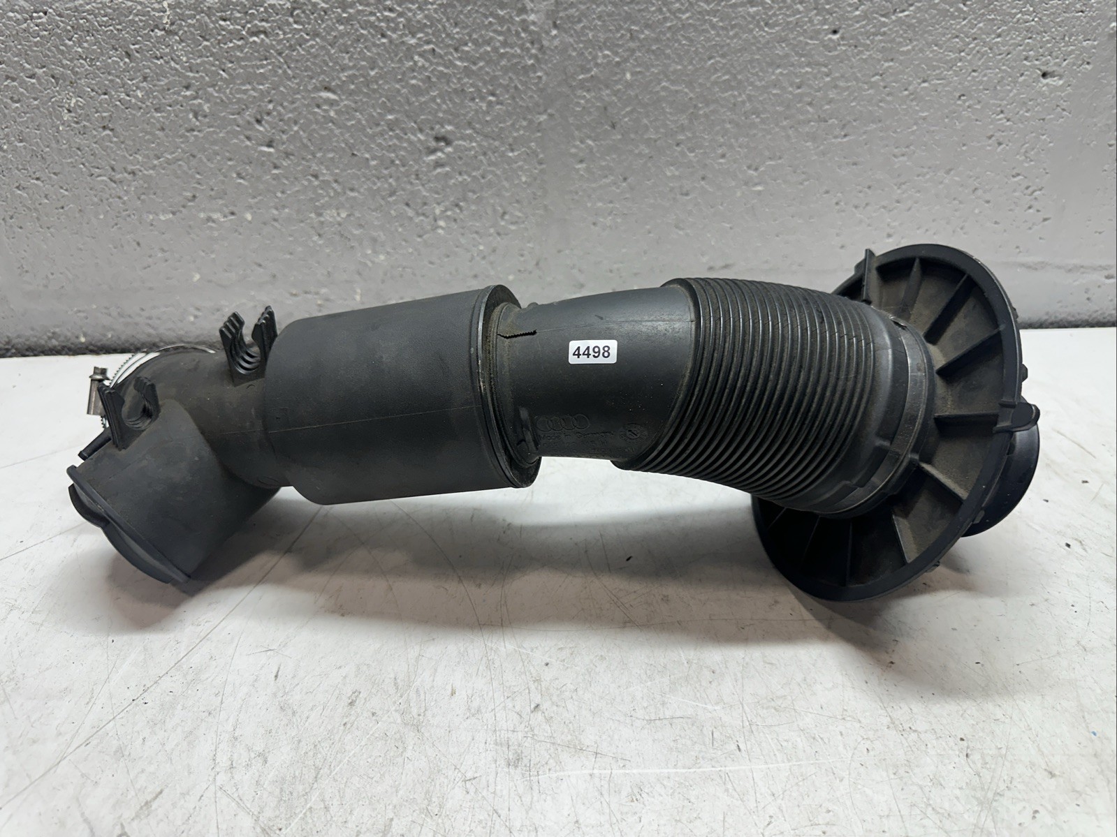 2012-18 Audi A6 A7 C7 3.0T Intake Air Pipe Duct OEM 06E129615H 2012-18 Audi A6 A7 C7 3.0T Intake Air Pipe Duct OEM 06E129615H