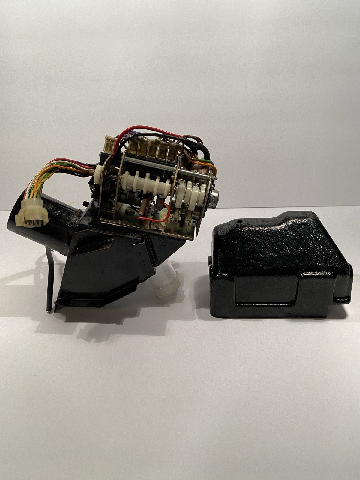 1973-1979 Jaguar XJ6 XJ12 Series II III DELANAIR Climate Control HVAC Servo Unit 1973-1979 Jaguar XJ6 XJ12 Series II III DELANAIR Climate Control HVAC Servo Unit