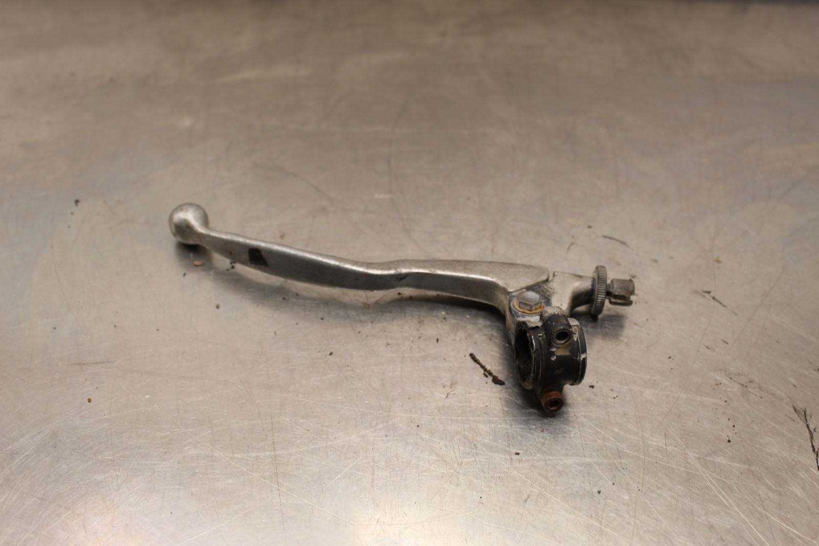 1984 HONDA ATC 125M LEFT BRAKE LEVER & PERCH J145