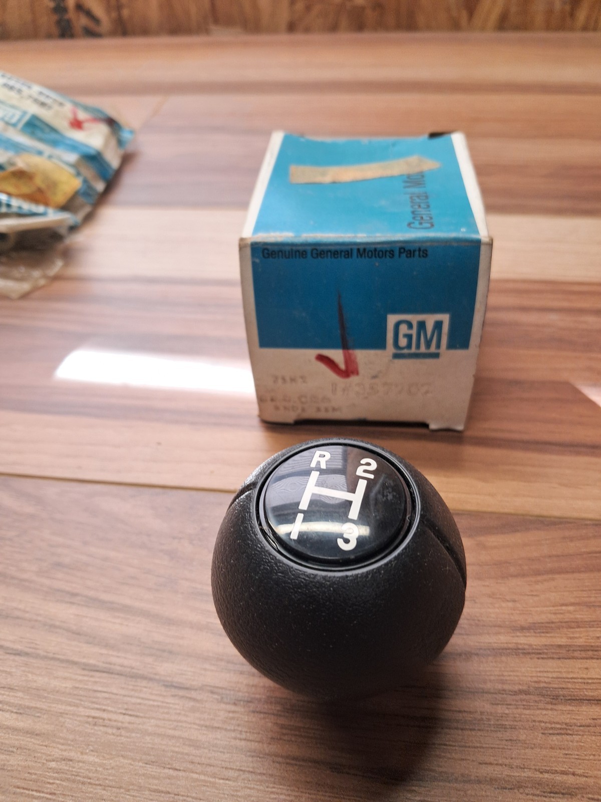 NOS GM 1971-1981 Nova Camaro Vega Monza 3spd Manual Trans Shift Knob # 357702 NOS GM 1971-1981 Nova Camaro Vega Monza 3spd Manual Trans Shift Knob # 357702