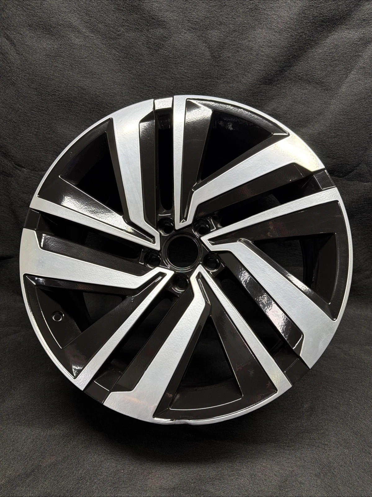 2020-2024 Volkswagen Atlas Factory OEM 20
