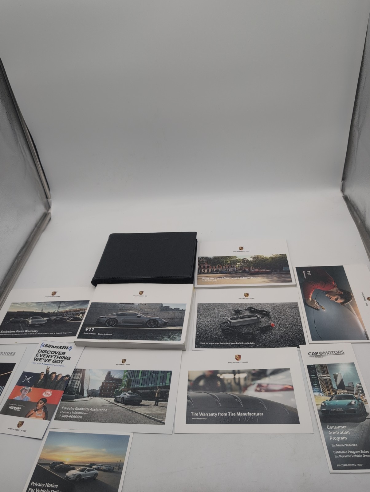 2022 PORSCHE 911 CARRERA 4 S 4S GTS TARGA TURBO OWNERS MANUAL CASE 2022 PORSCHE 911 CARRERA 4 S 4S GTS TARGA TURBO OWNERS MANUAL CASE