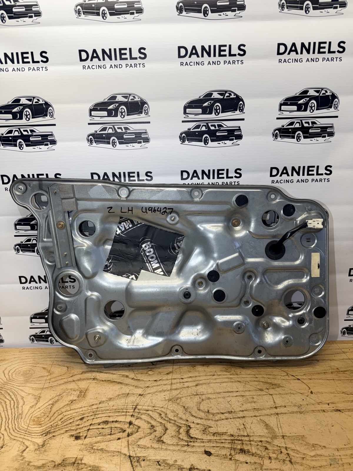 2003-2009 Nissan 350z Left Driver Window Regulator / Motor OEM 2003-2009 Nissan 350z Left Driver Window Regulator / Motor OEM