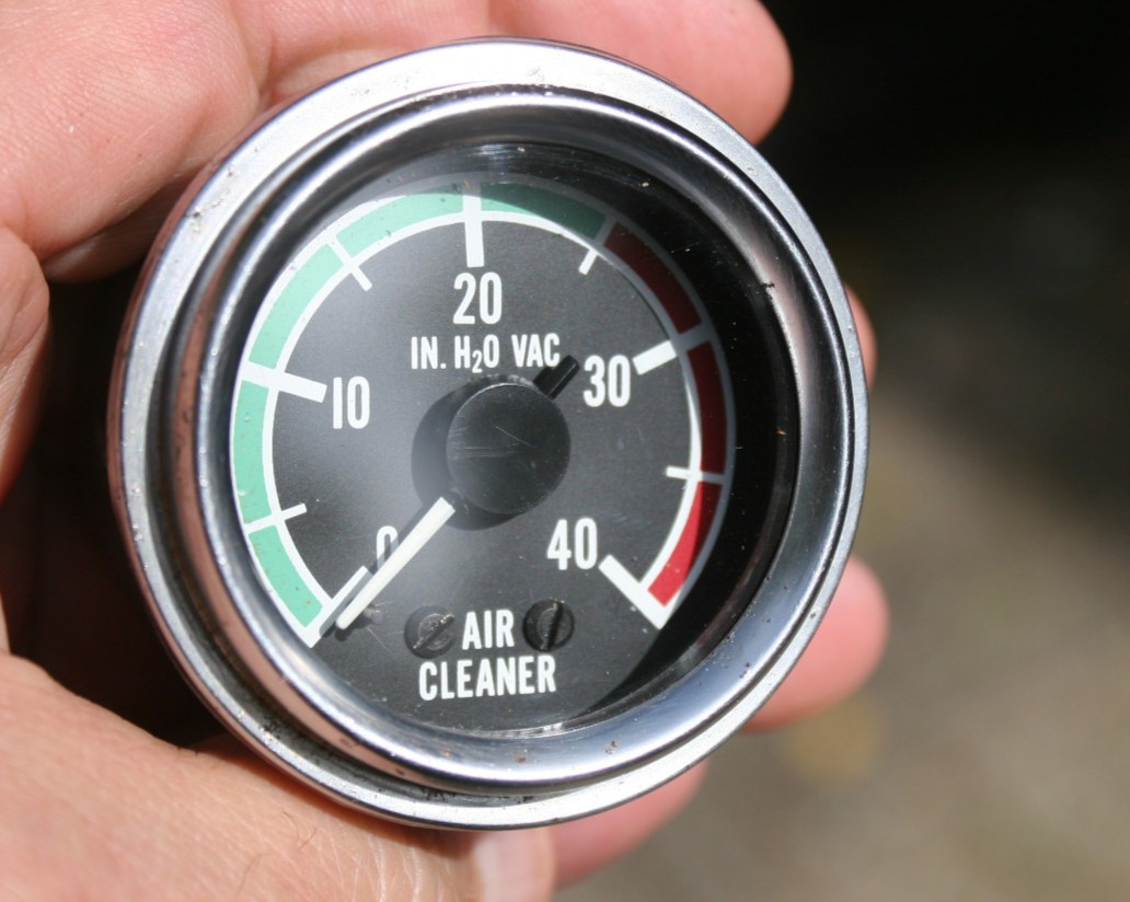 Peterbilt Vintage Large Truck 40 lbs Air Cleaner Vacuum 2 1/16 Peterbilt Vintage Large Truck 40 lbs Air Cleaner Vacuum 2 1/16