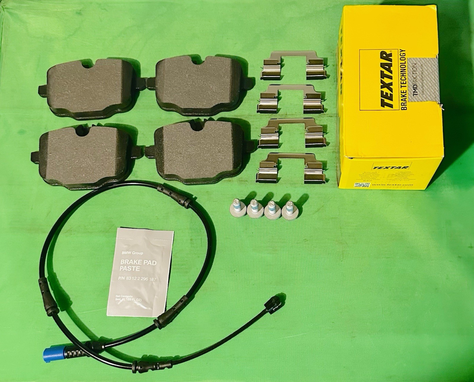 Textar Rear Brake Pads regular Caliper For 2019+ BMW G05 X5 G06 X6 G07 X7