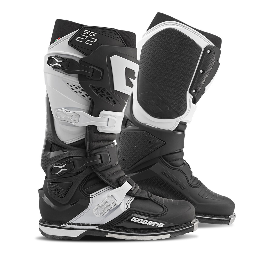 Gaerne 2262-020-11 SG-22 Boots 11 Black/White Gaerne 2262-020-11 SG-22 Boots 11 Black/White