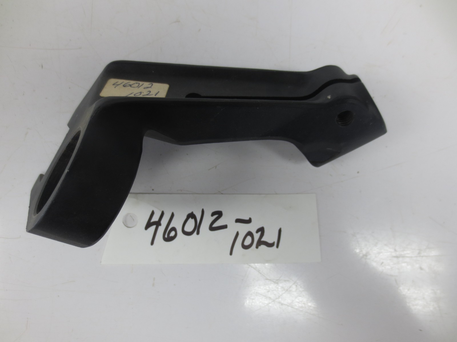 NEW Genuine Kawasaki OEM NOS KZ750 Handlebar Holder 46012-1021 NEW Genuine Kawasaki OEM NOS KZ750 Handlebar Holder 46012-1021