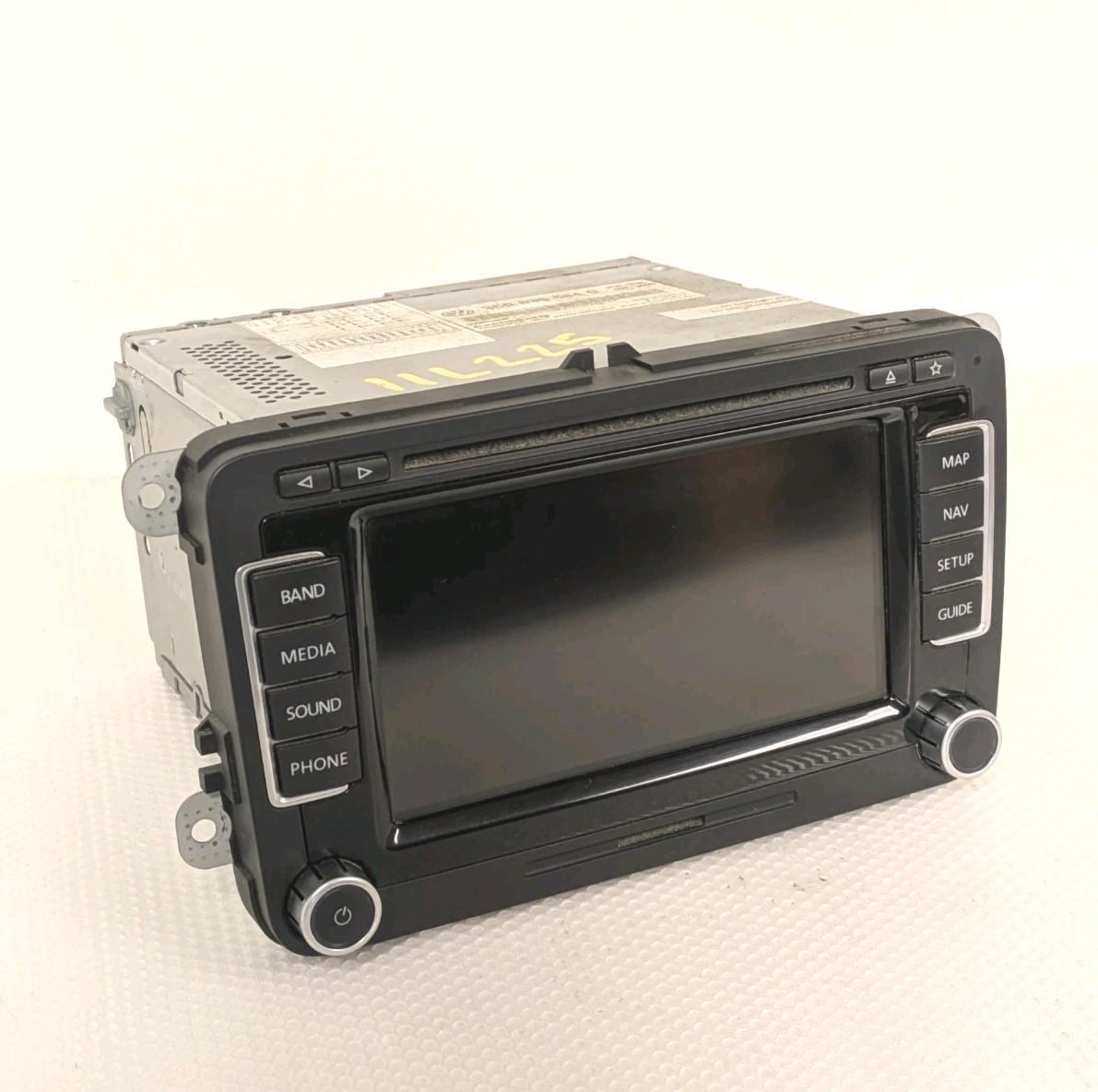 2010-2015 VOLKSWAGEN PASSAT OEM NAVIGATION CD BLUETOOTH RADIO 3C0035684G 2010-2015 VOLKSWAGEN PASSAT OEM NAVIGATION CD BLUETOOTH RADIO 3C0035684G