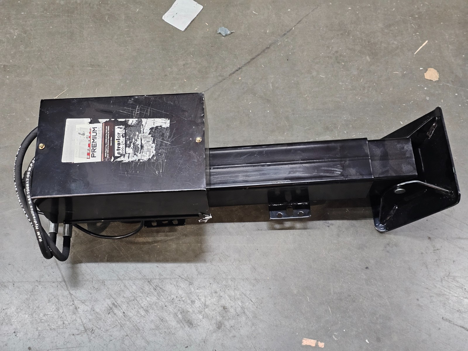 RAM PREMIUM 15K Self Contained Hydraulic Jack Heavy-Duty Model 15000 Series