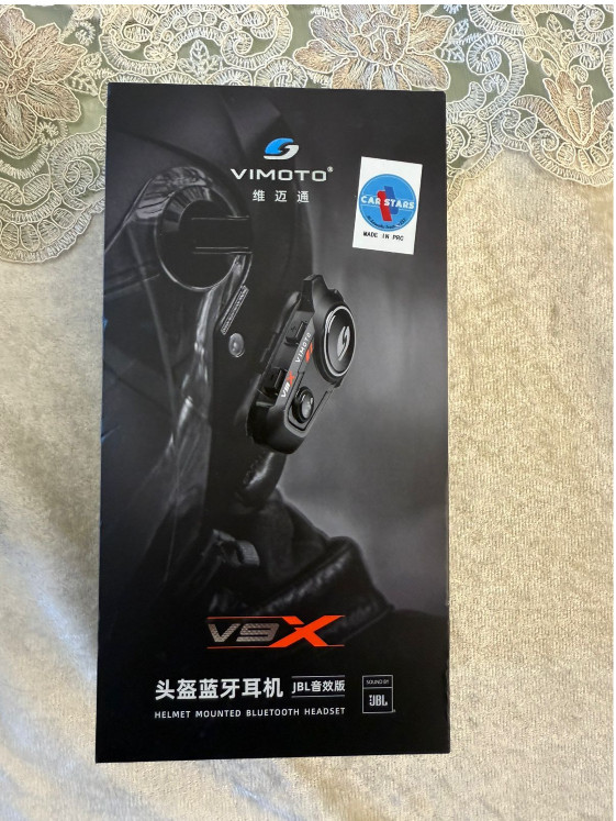 Vimoto V9X Motorcycle Helmet Bluetooth Headset - JBL Audio Edition Vimoto V9X Motorcycle Helmet Bluetooth Headset - JBL Audio Edition