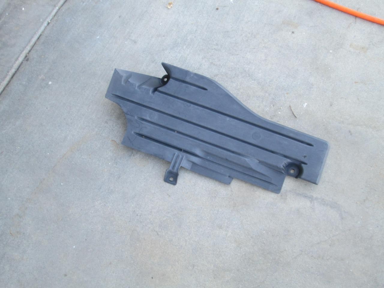 13 14 15 16 17 18 Ford Cmax Left Rear Side Under Body Splash Shield Guard