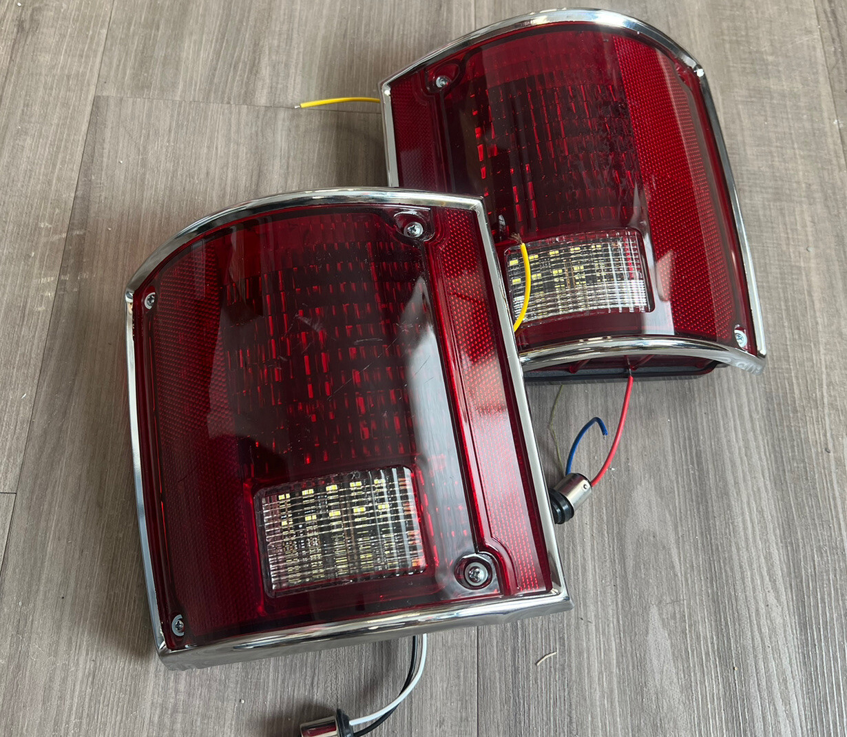 Fit for 1973-1987 Chevrolet GMC Truck Sequential LED Tail Lamp Set W/ Trim Fit for 1973-1987 Chevrolet GMC Truck Sequential LED Tail Lamp Set W/ Trim