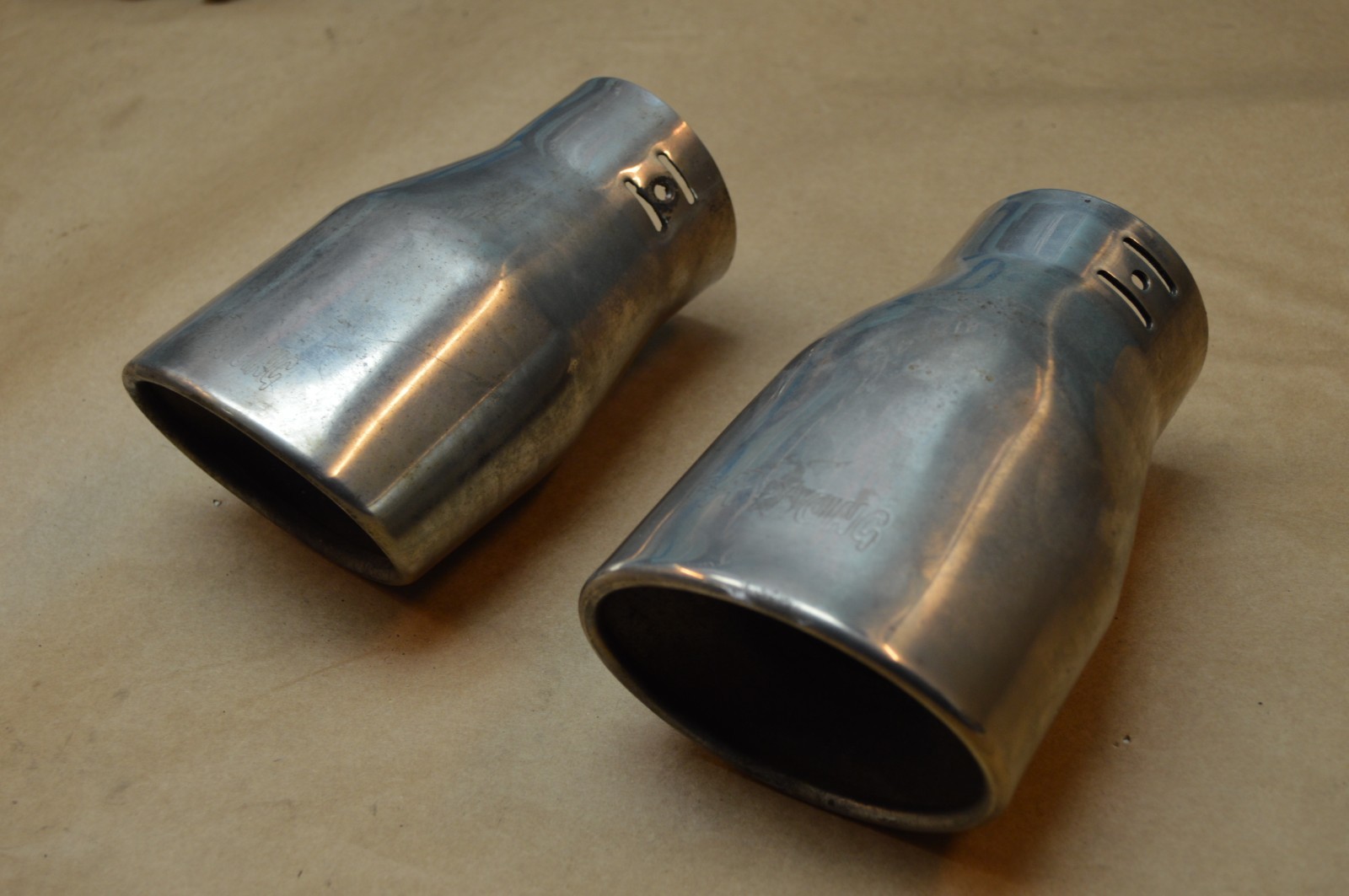 05-09 BENTLEY ARNAGE T EXHAUST MUFFLER TIP TIPS PAIR CHROME 3A RACING 