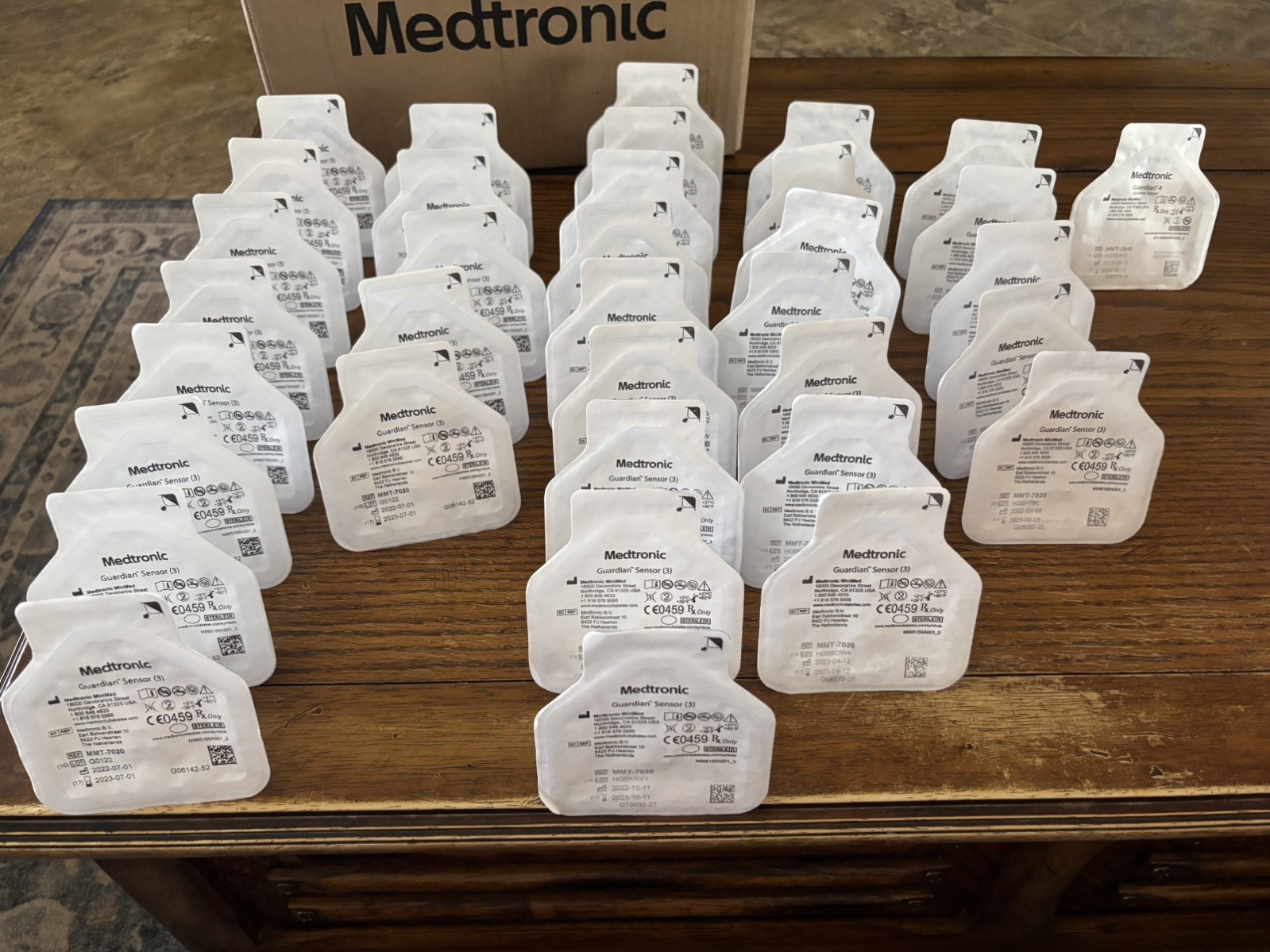 Minimed Reservoirs guardian 3 sensor large lot Minimed Reservoirs guardian 3 sensor large lot
