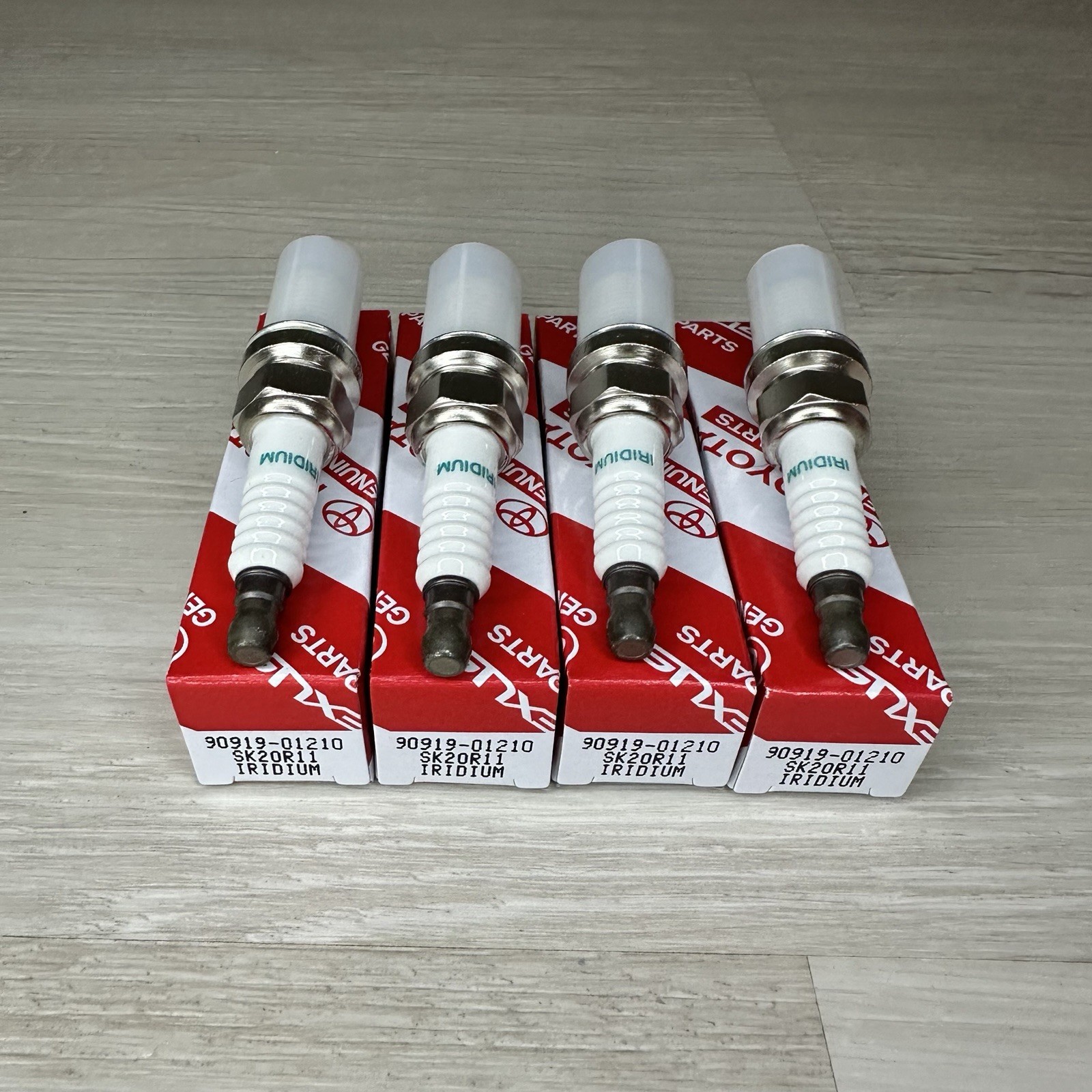 4PCS Genuine DENSO OEM SK20R11 90919-01210 Iridium Spark Plugs Toyota Camry RAV4