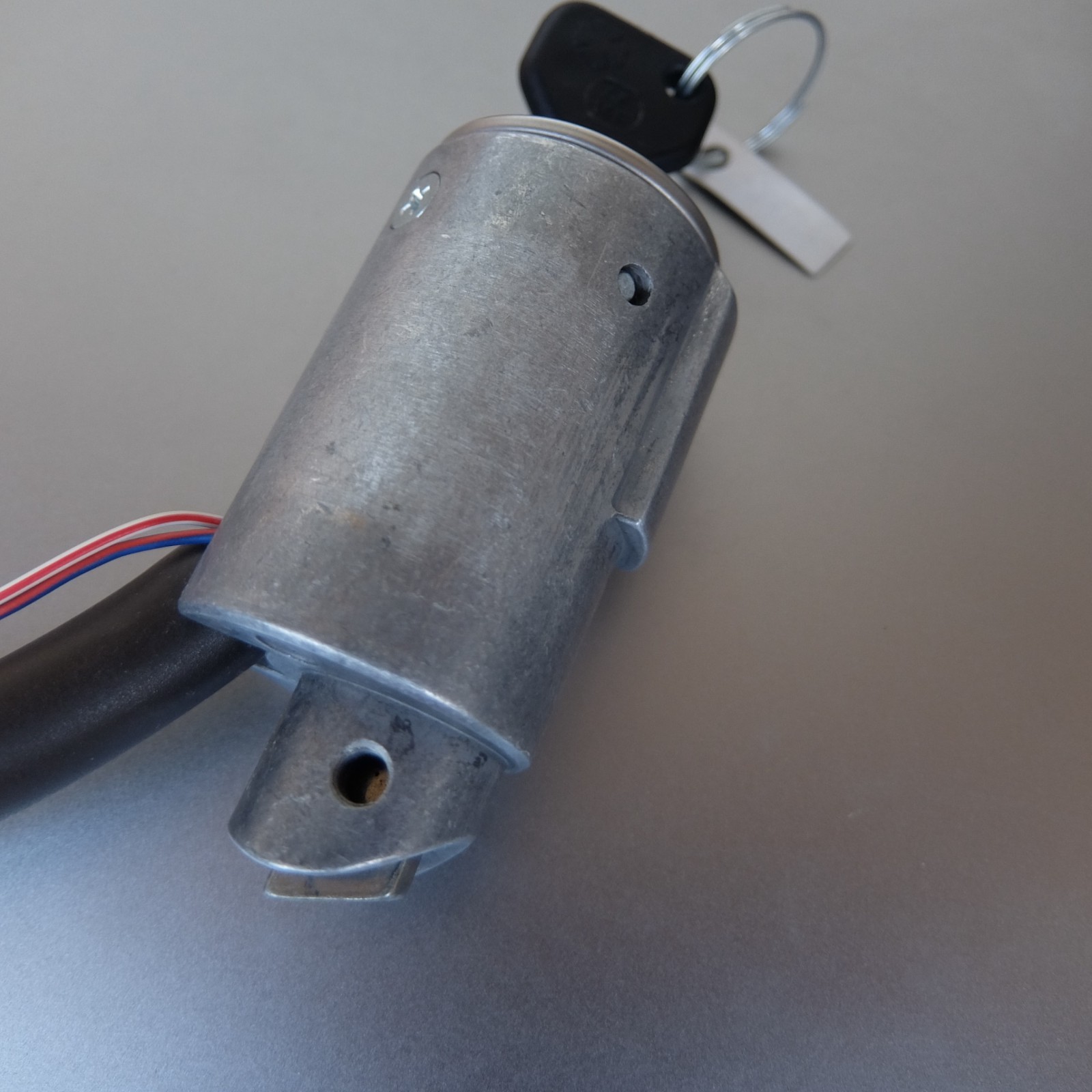 Ferrari 360 lock ignition switch contact block with key sipea genuine part Ferrari 360 lock ignition switch contact block with key sipea genuine part