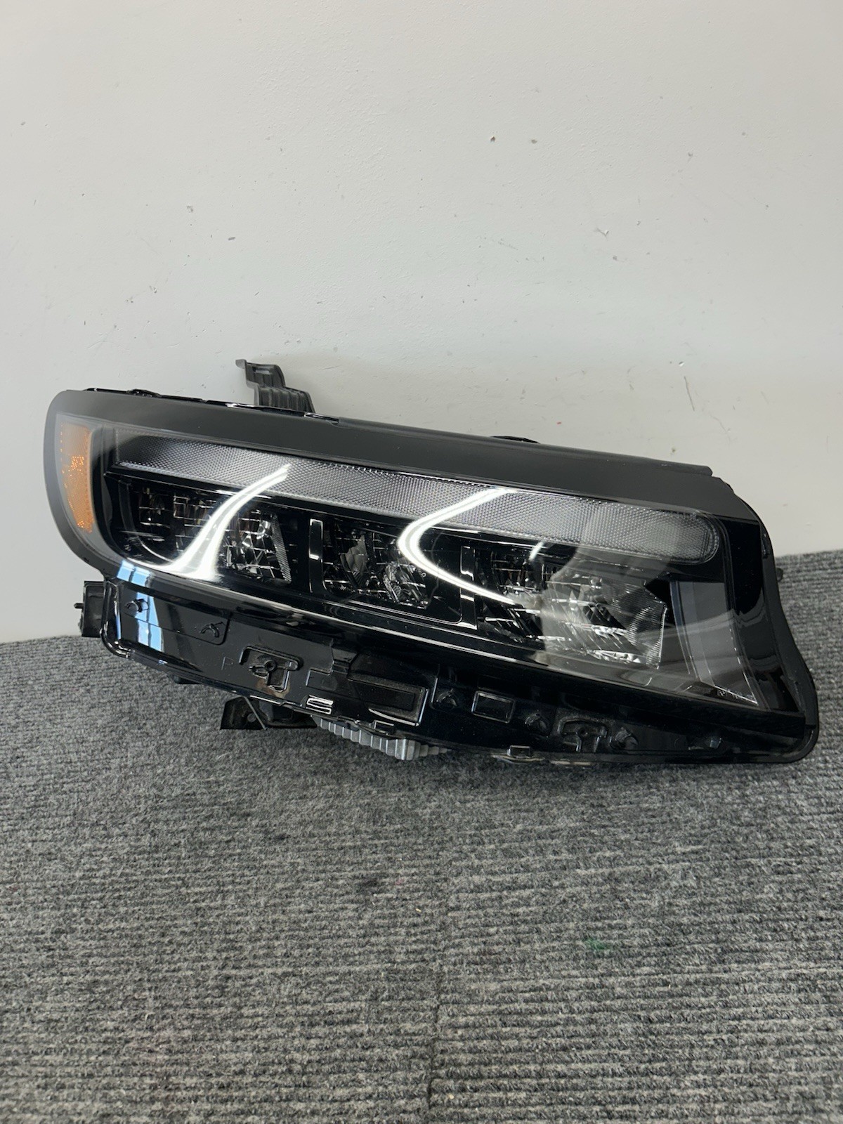 OEM 2024 - 2026 HONDA PROLOGUE LED HEADLIGHT (RIGHT/PASSENGER) 85096655 OEM 2024 - 2026 HONDA PROLOGUE LED HEADLIGHT (RIGHT/PASSENGER) 85096655