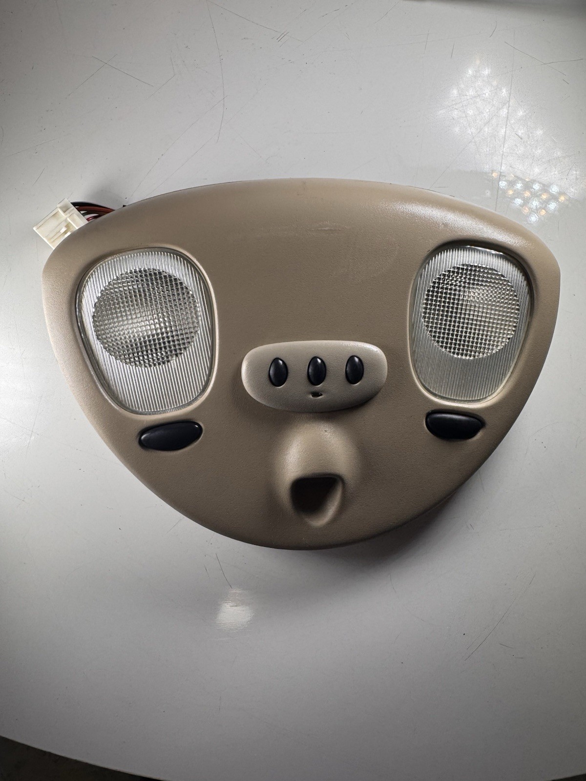 97-06 JAGUAR XK8 ORIGINAL DOME LIGHT OVERHEAD MAP LIGHT LAMP ID LJA2290AB OEM 97-06 JAGUAR XK8 ORIGINAL DOME LIGHT OVERHEAD MAP LIGHT LAMP ID LJA2290AB OEM