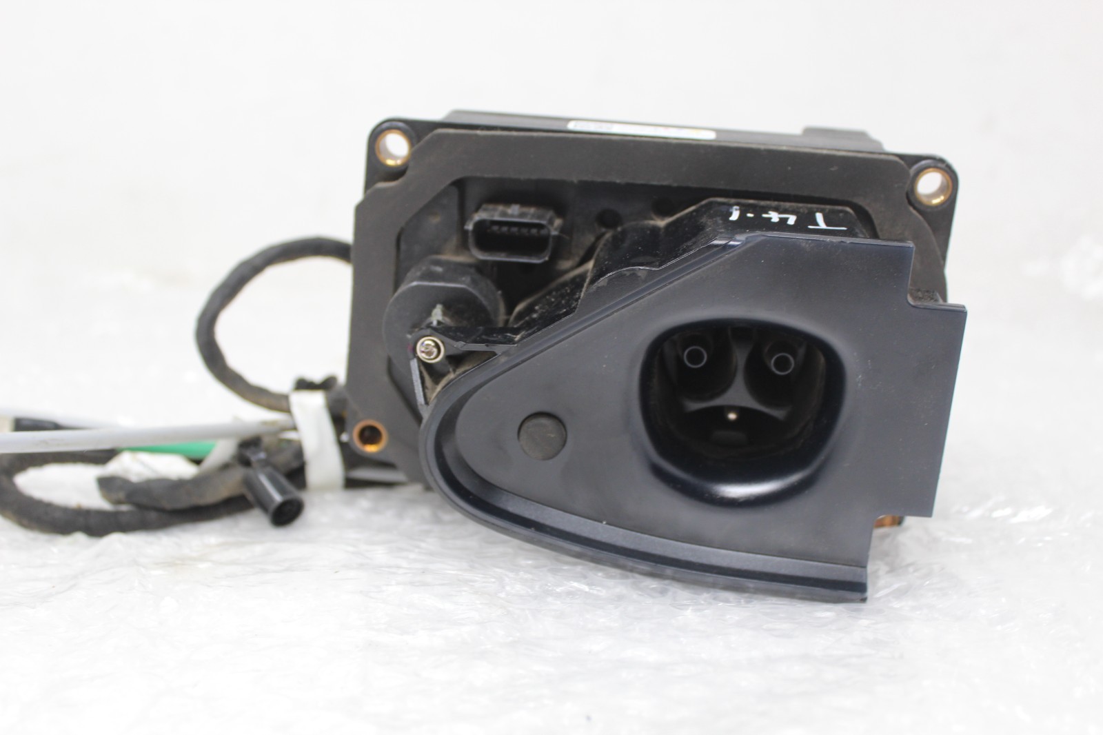 OEM 2021-24 Tesla Model S X High Voltage Charger Port Inlet Socket 1567500-70-B OEM 2021-24 Tesla Model S X High Voltage Charger Port Inlet Socket 1567500-70-B
