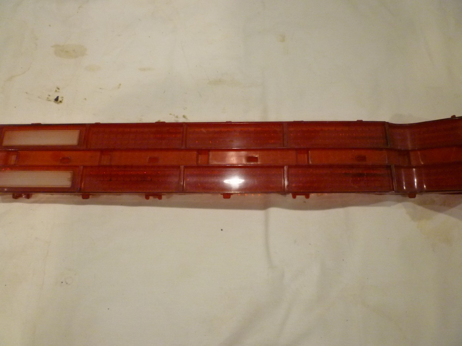 1975 pontiac granville taillight lense 1975 pontiac granville taillight lense