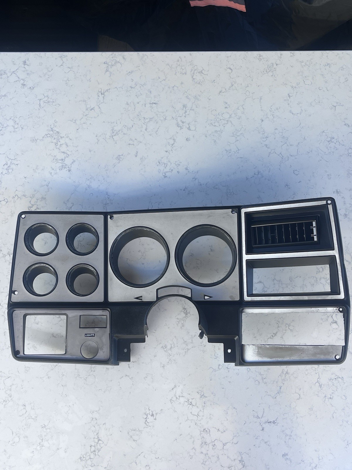 1973-87 Chevrolet/GMC Square Body Truck Blazer Instrument Cluster Bezel 466701 1973-87 Chevrolet/GMC Square Body Truck Blazer Instrument Cluster Bezel 466701