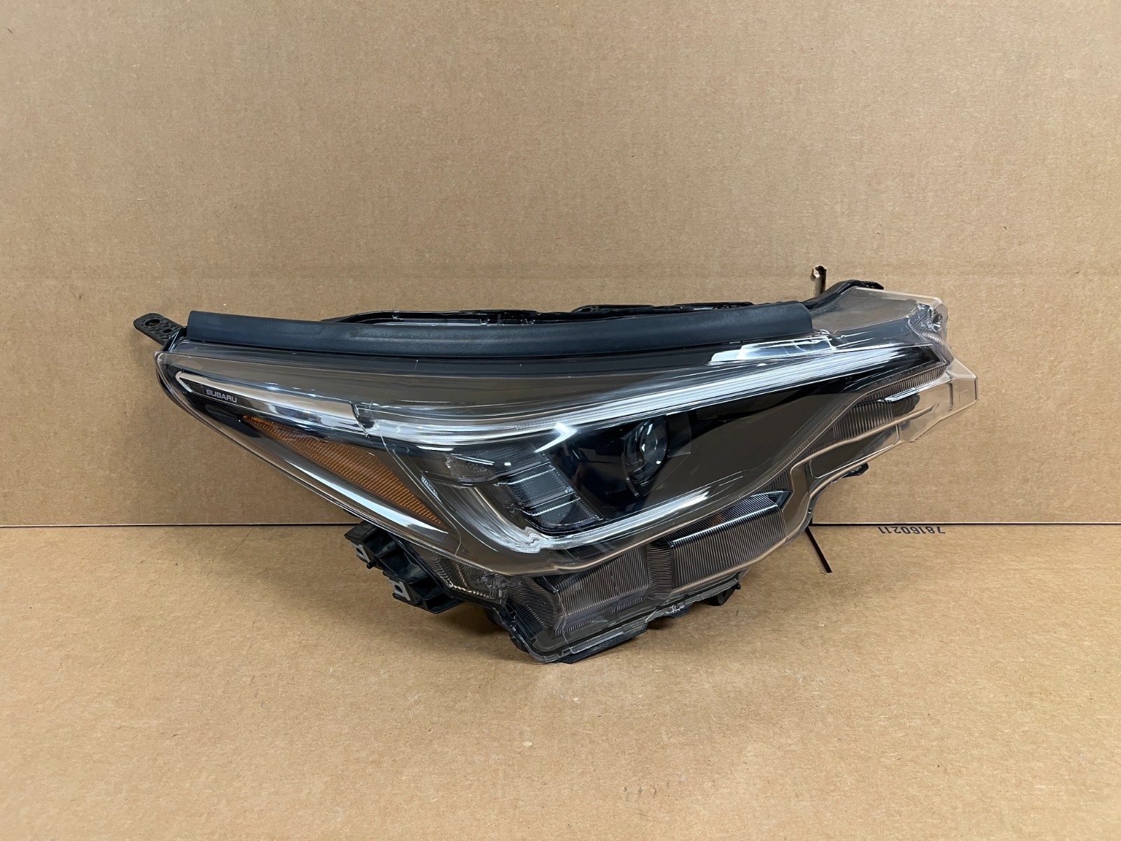 OEM 2024 2025 SUBARU IMPREZA CROSSTREK LED HEADLIGHT LED SIGNAL RIGHT RH NICE OEM 2024 2025 SUBARU IMPREZA CROSSTREK LED HEADLIGHT LED SIGNAL RIGHT RH NICE