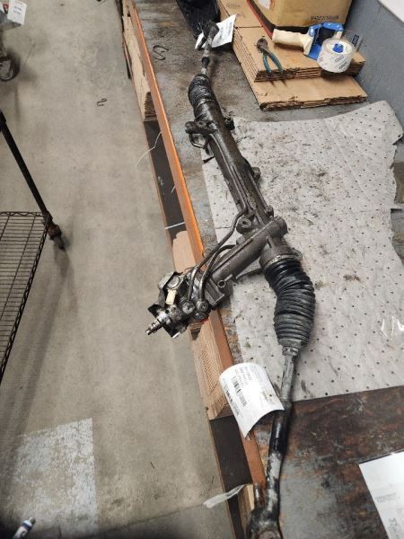 (LOCAL PICKUP ONLY) Steering Gear/Rack Power Rack And Pinion Servotronic Fits 04