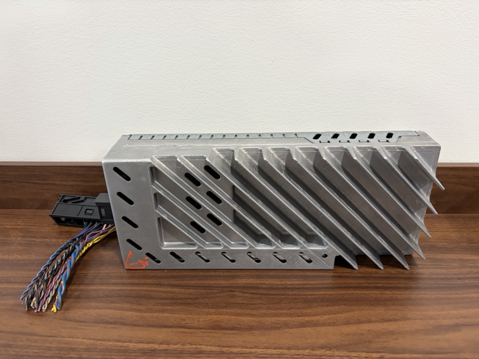 BMW F30 F34 F36 F32 F80 F82 M3 M4 AMPLIFIER HARMAN KARDON 9384637 OEM TESTED BMW F30 F34 F36 F32 F80 F82 M3 M4 AMPLIFIER HARMAN KARDON 9384637 OEM TESTED
