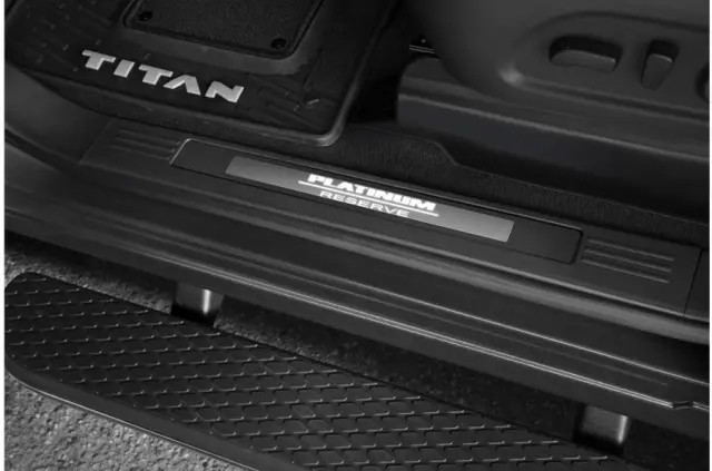 Illuminated Kick Plates - PLATINUM RESERVE 2 piece front only (999G6-W8PL0) Illuminated Kick Plates - PLATINUM RESERVE 2 piece front only (999G6-W8PL0)
