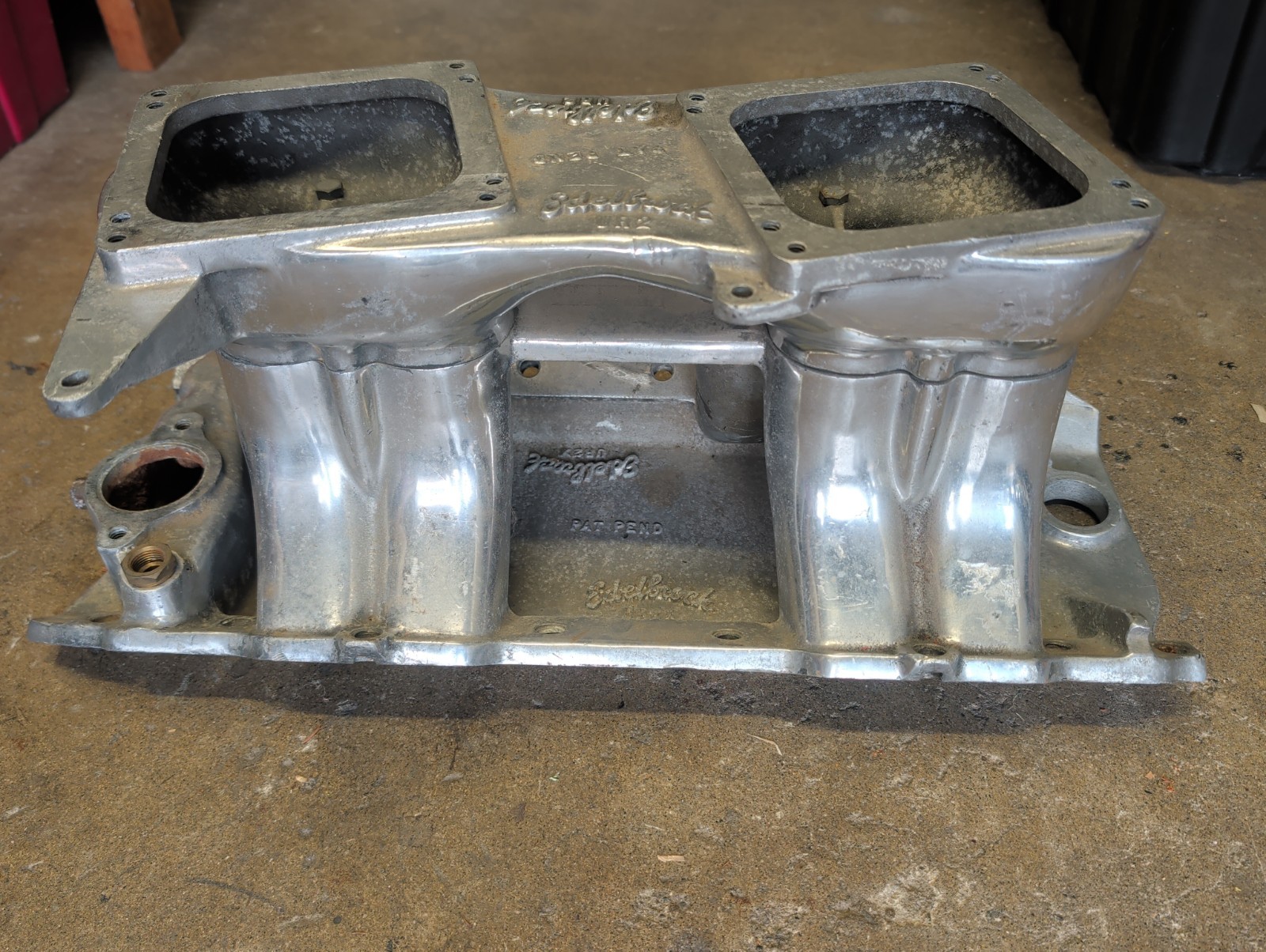EDELBROCK UR2X Dominator Tunnel Ram Dual Quad 2x4 4500 BBC Big Block Chevy NHRA EDELBROCK UR2X Dominator Tunnel Ram Dual Quad 2x4 4500 BBC Big Block Chevy NHRA