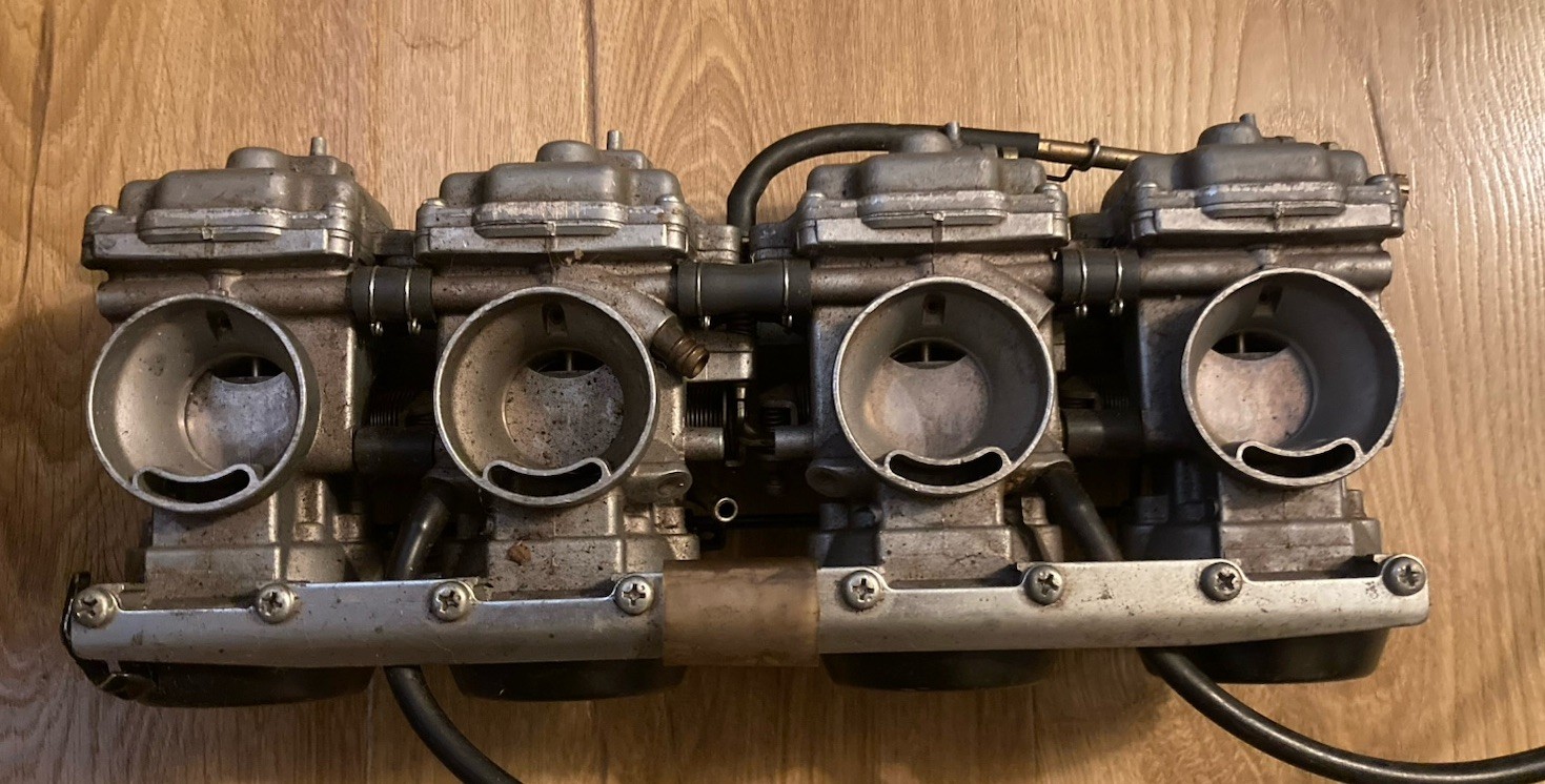 Vintage Original Used 1993–1997 Suzuki Katana 600 GSX600F Mikuni Carburetor Set Vintage Original Used 1993–1997 Suzuki Katana 600 GSX600F Mikuni Carburetor Set