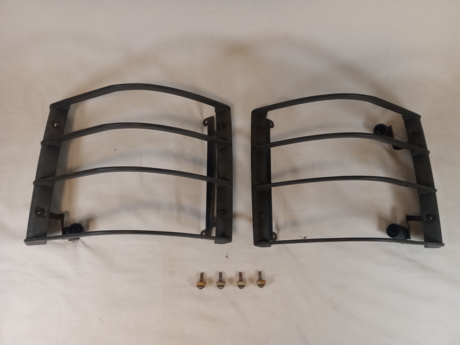 RARE 2003-2009 Land Rover Range Rover L322 Rear Tail Light Guards Genuine OEM