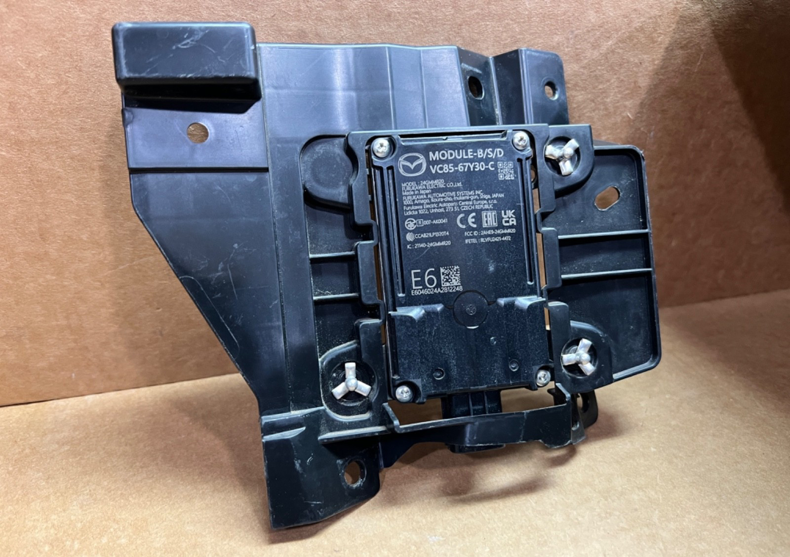 OEM 2024 2025 Mazda CX-30 / 3 Blind Spot Radar Sensor Module VC85-67Y30-C