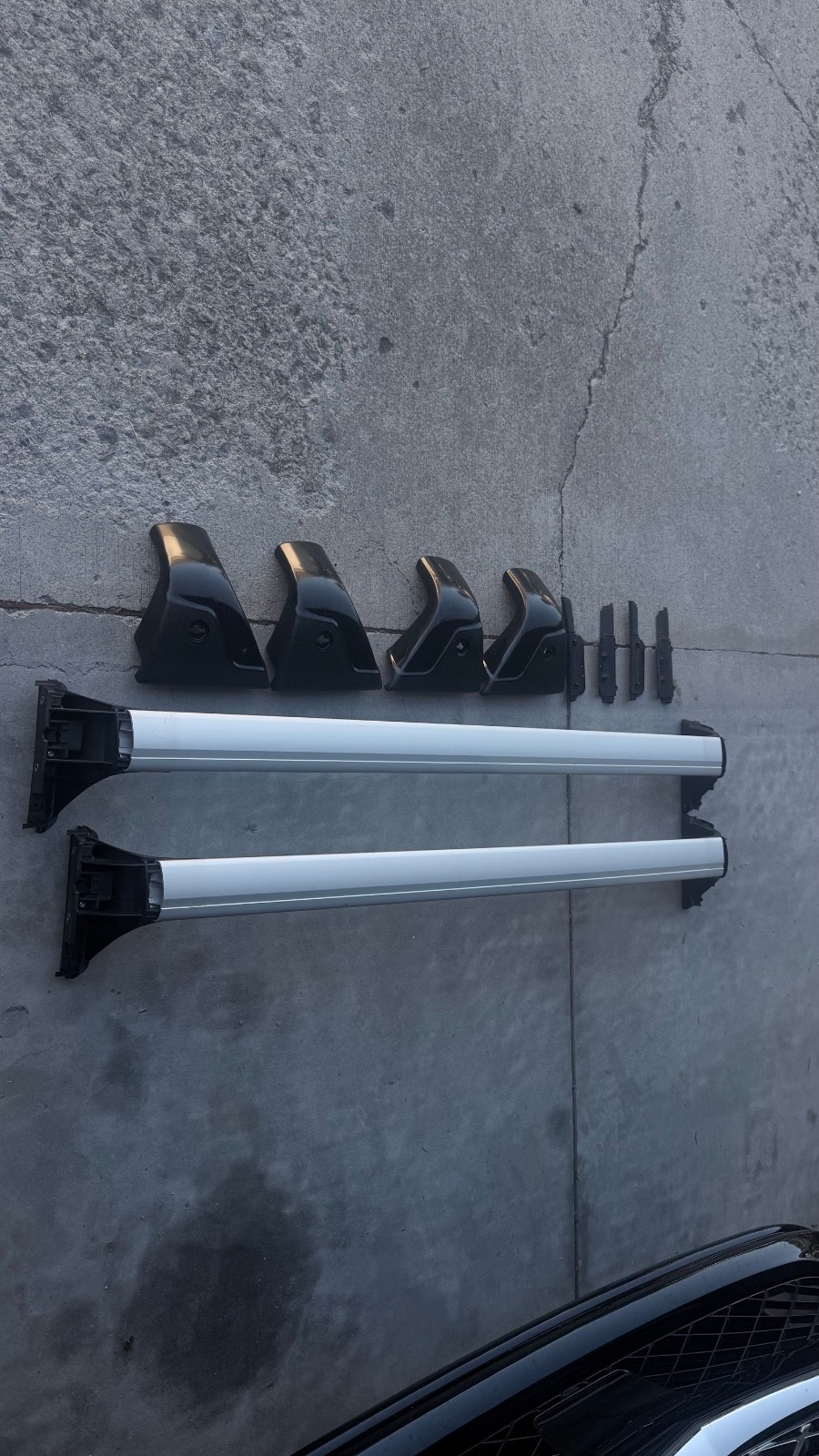 Genesis GV80 Prestige Sport roof rack/cross bars Genesis GV80 Prestige Sport roof rack/cross bars