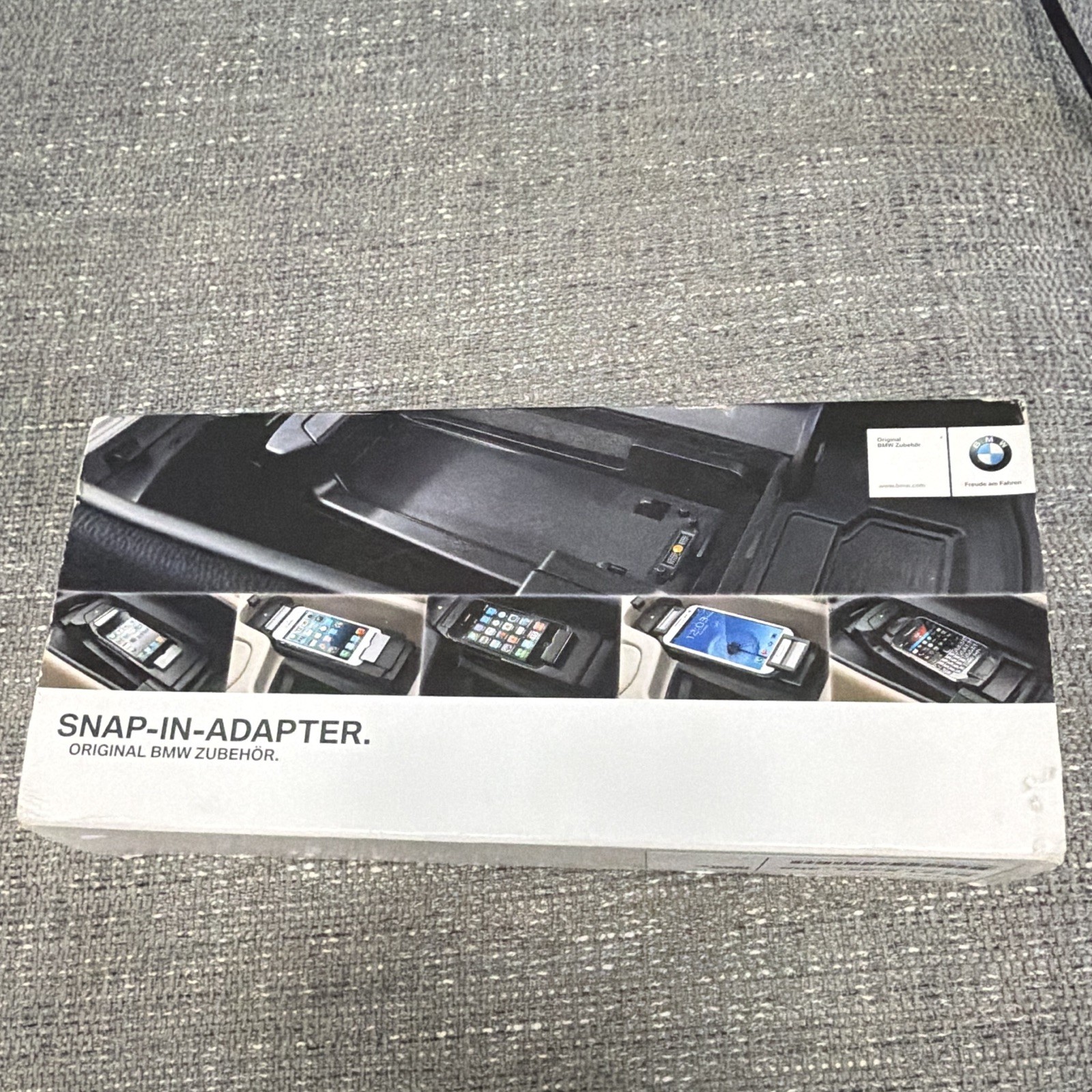BMW Apple iPhone Snap-in Adapter for the iPhone 5/5S BMW Apple iPhone Snap-in Adapter for the iPhone 5/5S
