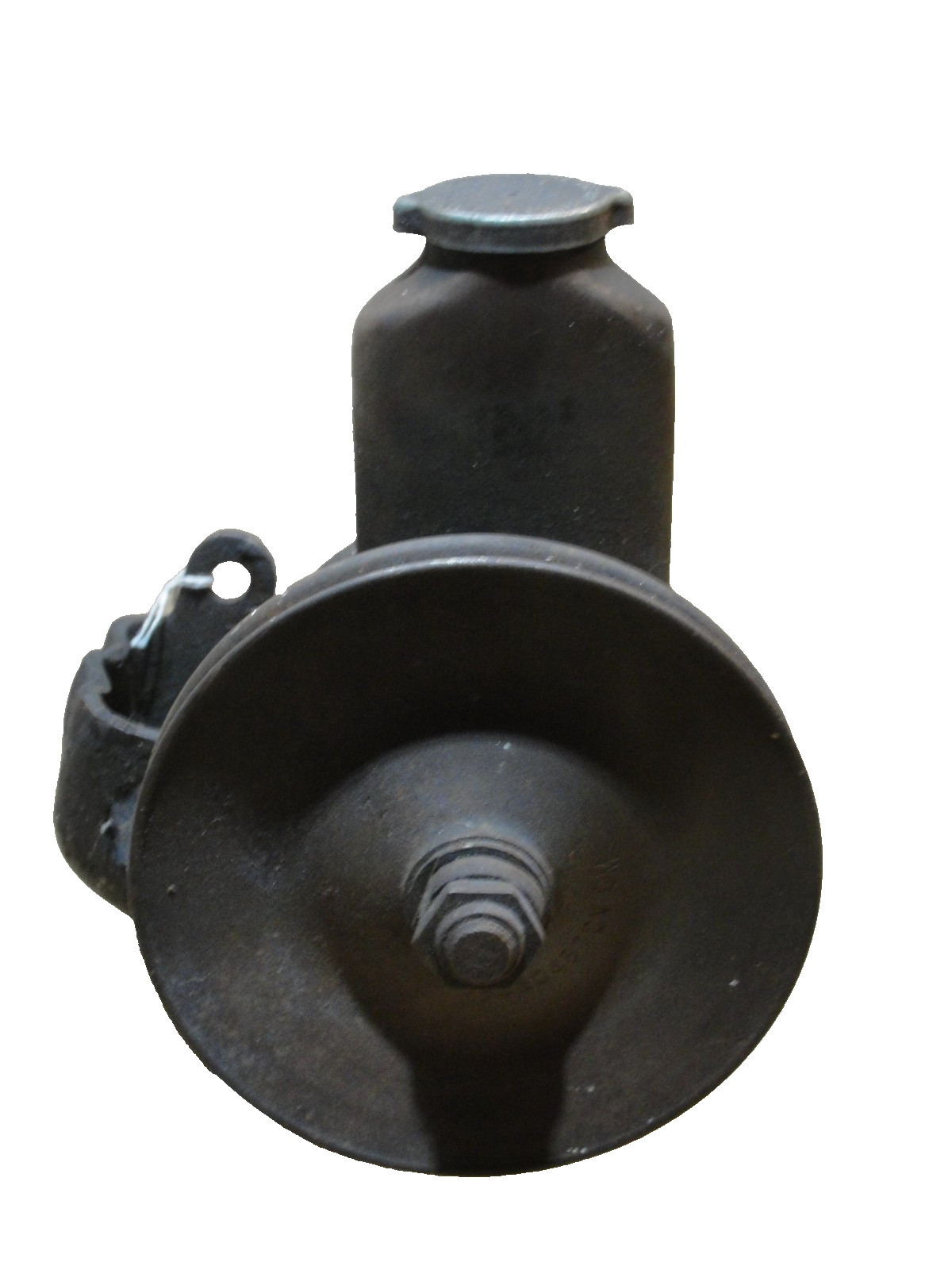 1968 Chevy Impala GM V-8 Power Steering Pump w/ Bracket and Pulley #3860457 CV. 1968 Chevy Impala GM V-8 Power Steering Pump w/ Bracket and Pulley #3860457 CV.