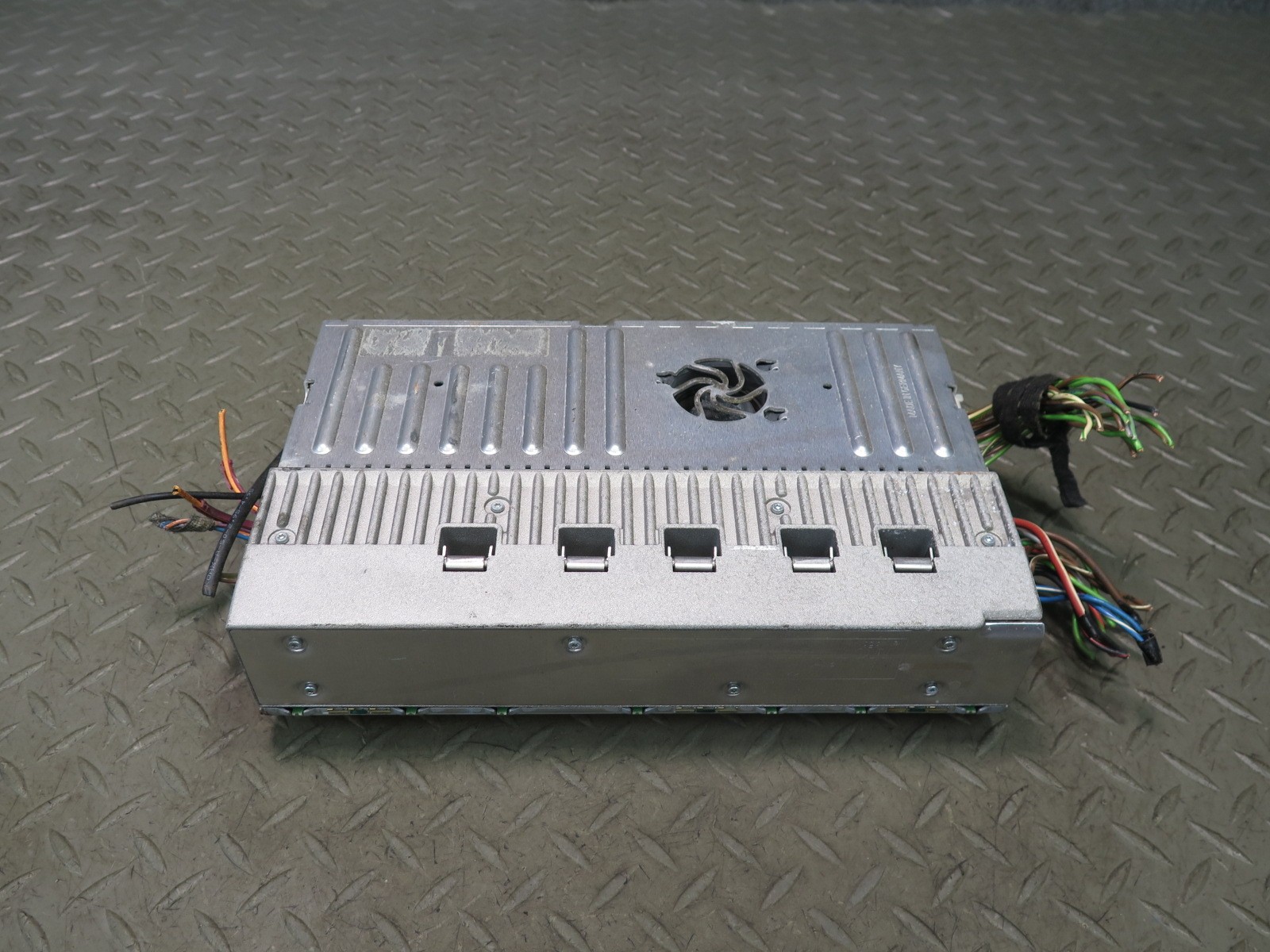 07-13 MERCEDES W221 S-CLASS HARMAN BECKER AUDIO SYSTEM AMPLIFIER AMP OEM