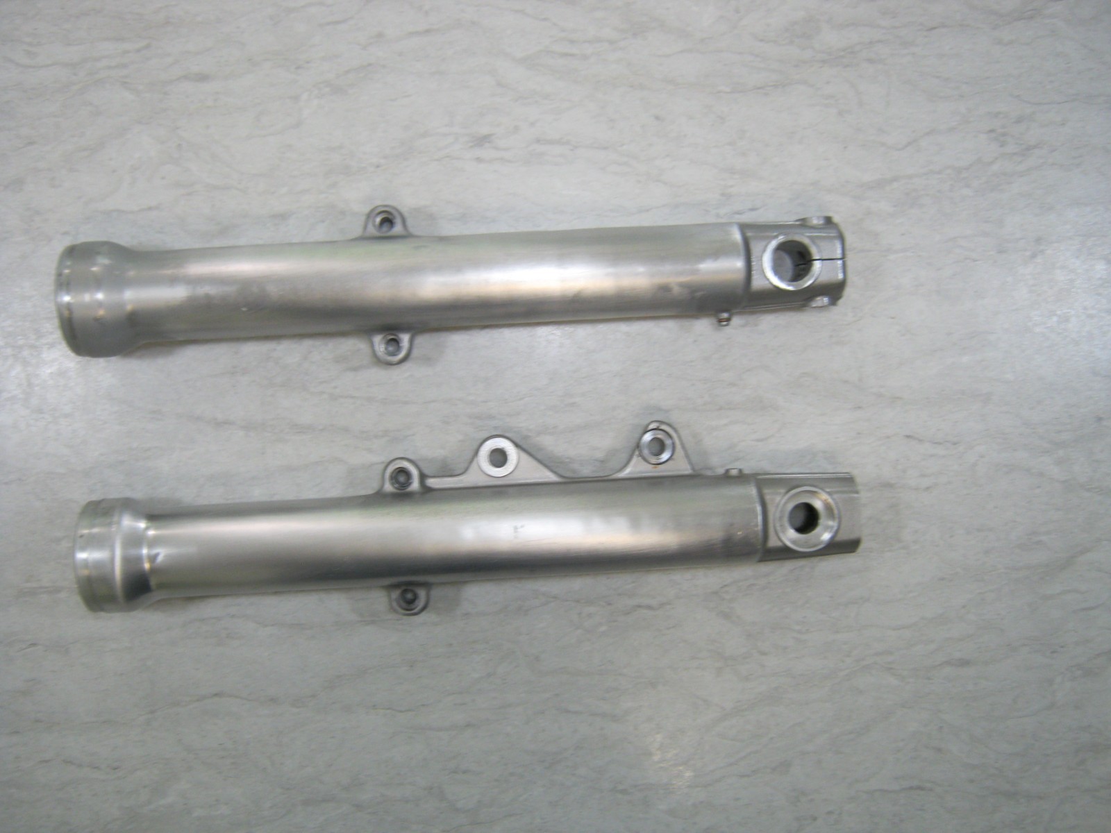 Harley Davidson OEM 39MM Sportster Dyna FXR Lower Fork Sliders Harley Davidson OEM 39MM Sportster Dyna FXR Lower Fork Sliders