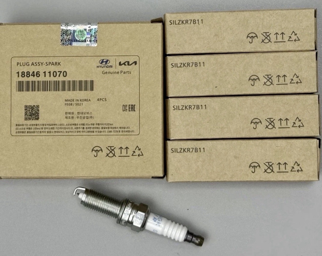 SPARK PLUGS for 11-18 ELANTRA TUCSON FORTE SORENTO SOUL OEM 1884611070 4 Pcs.