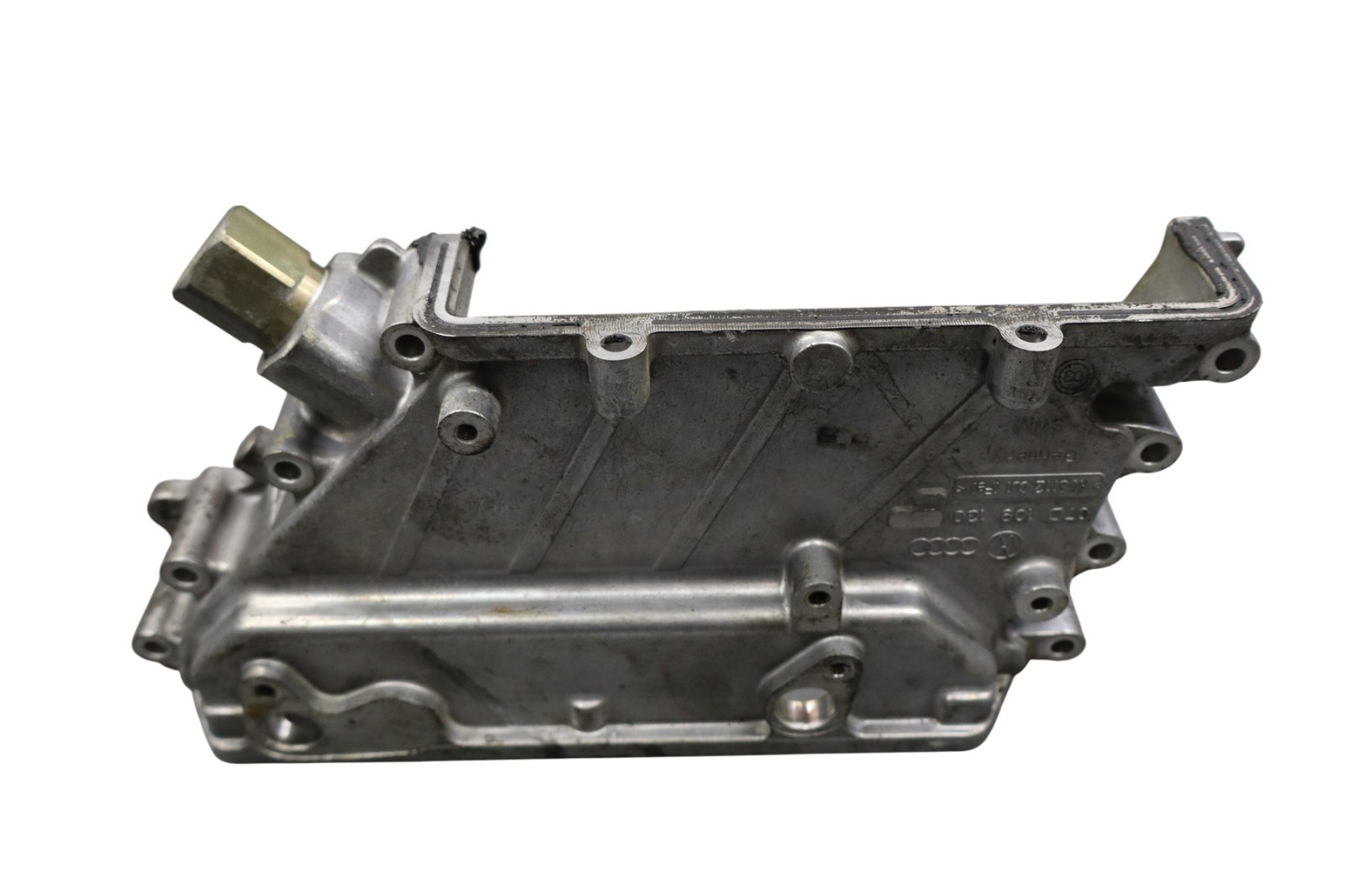 03-13 Bentley Continental GTC Flying Spur Front Right Timing Chain Cover Oem 03-13 Bentley Continental GTC Flying Spur Front Right Timing Chain Cover Oem